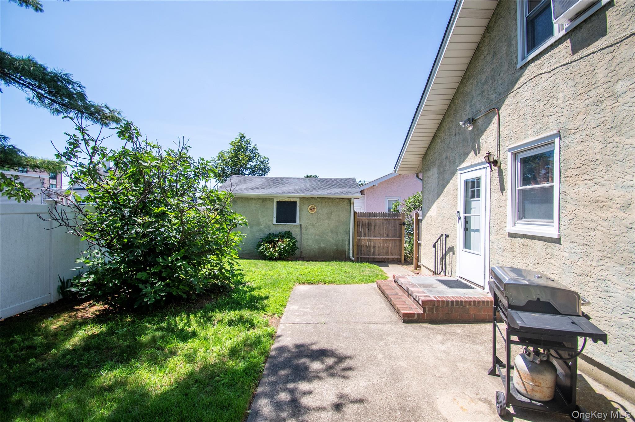 2415 Gale Avenue Property Photo 35