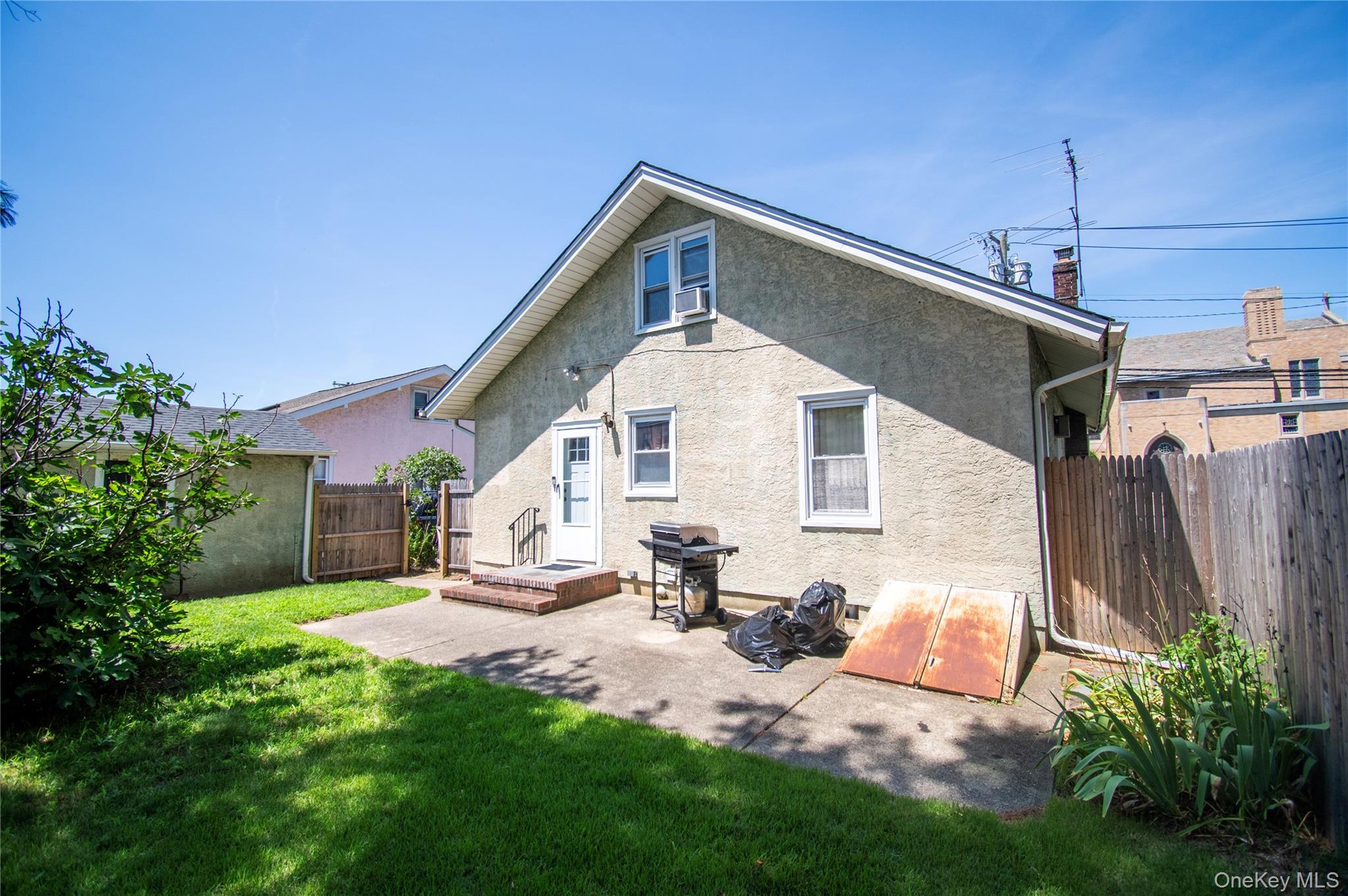2415 Gale Avenue Property Photo 36