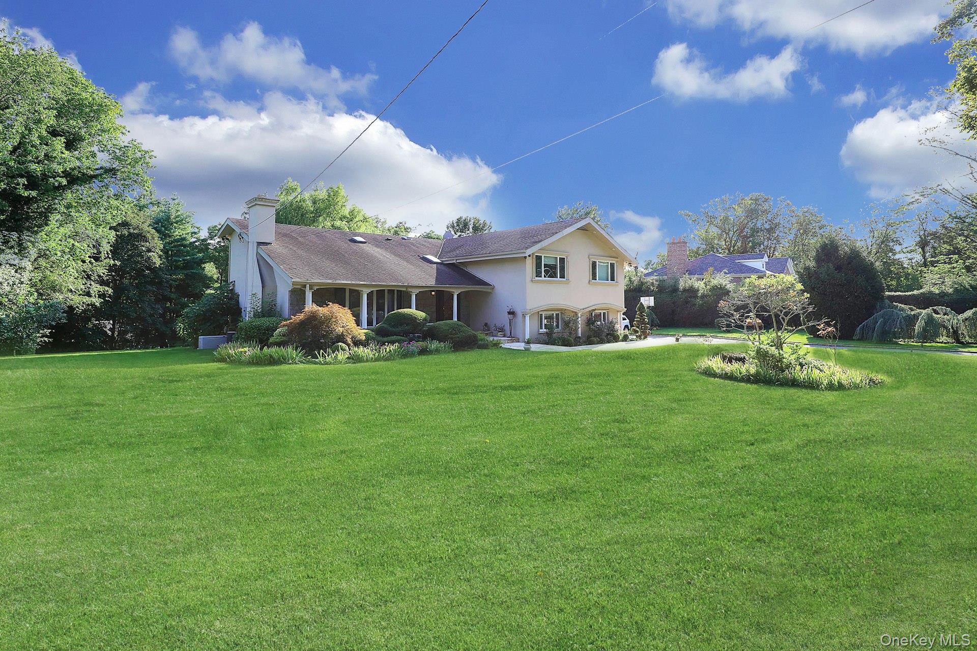 650 Bryant Avenue Property Photo 2