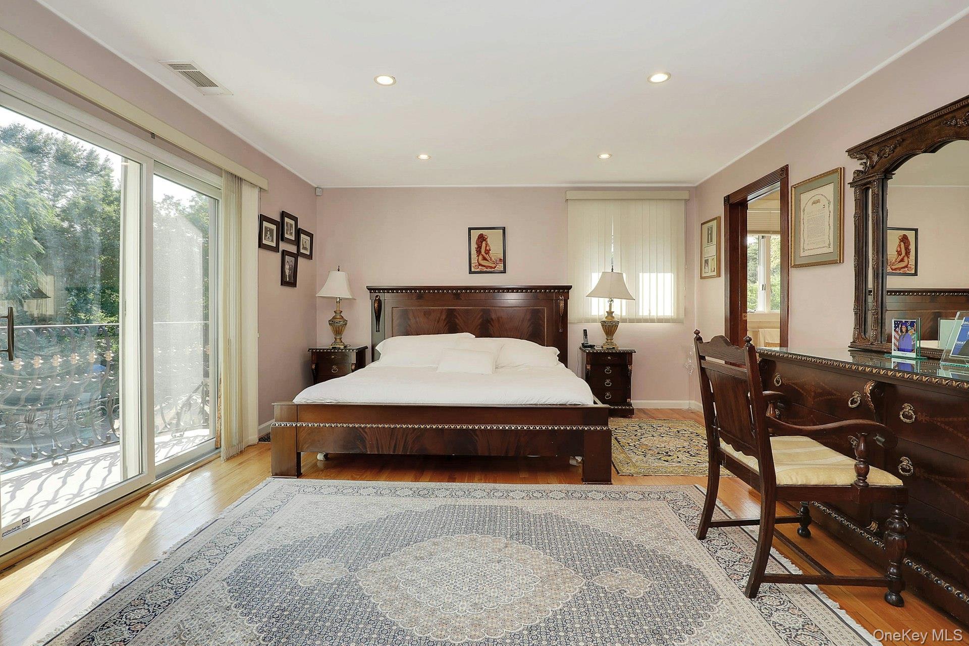 650 Bryant Avenue Property Photo 13