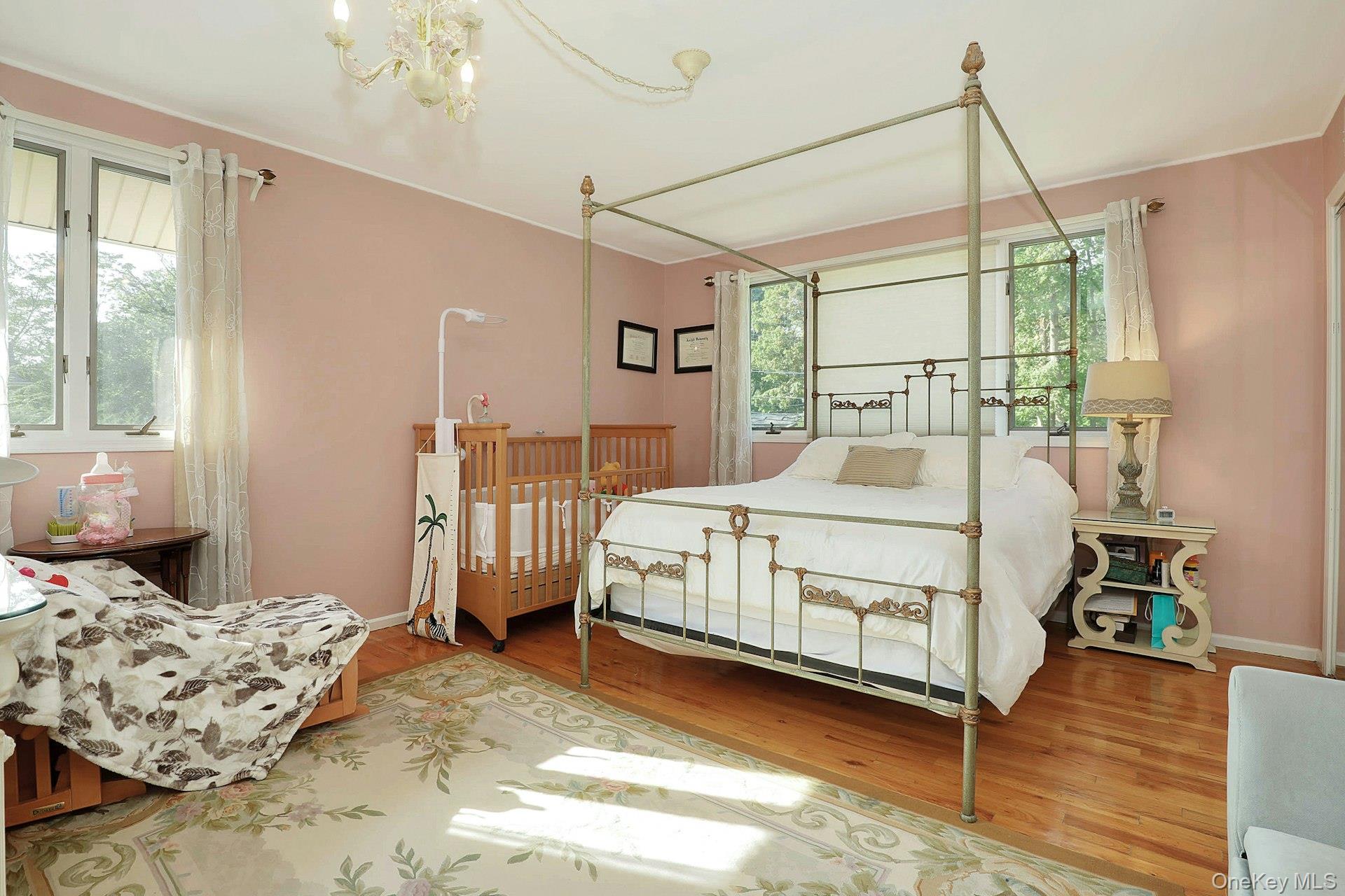 650 Bryant Avenue Property Photo 16