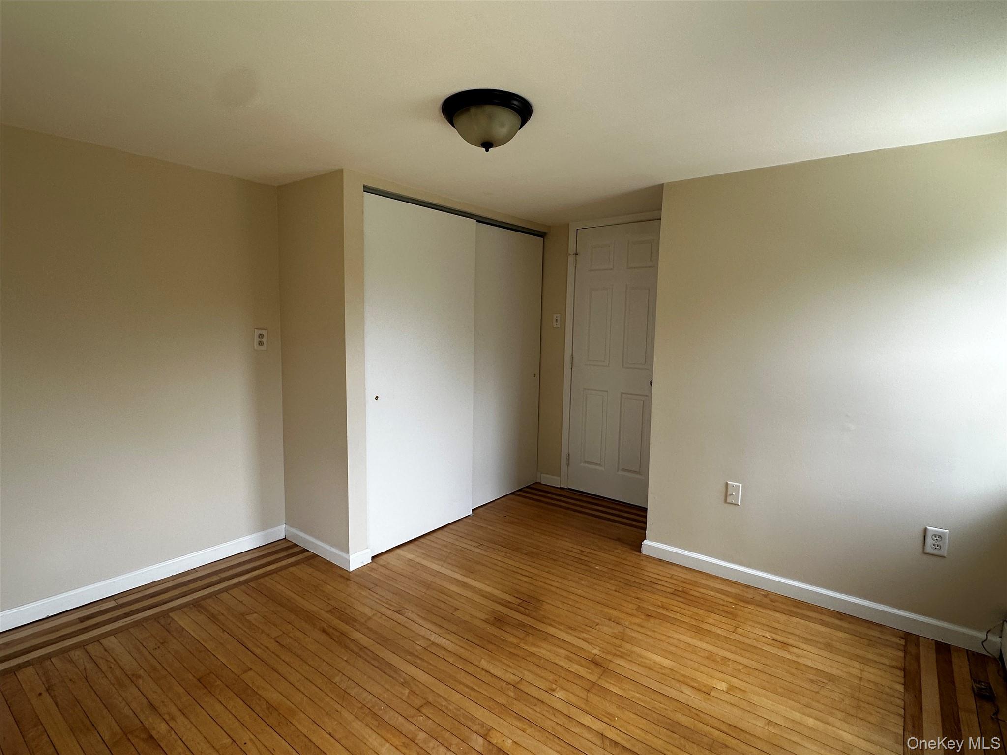 245-249 Lattintown Road Property Photo 17