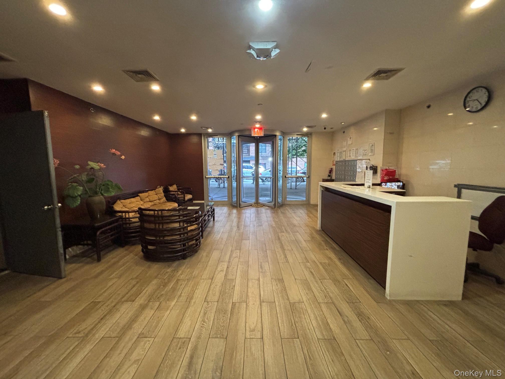 38-30 Parsons Boulevard Phc Property Photo 2