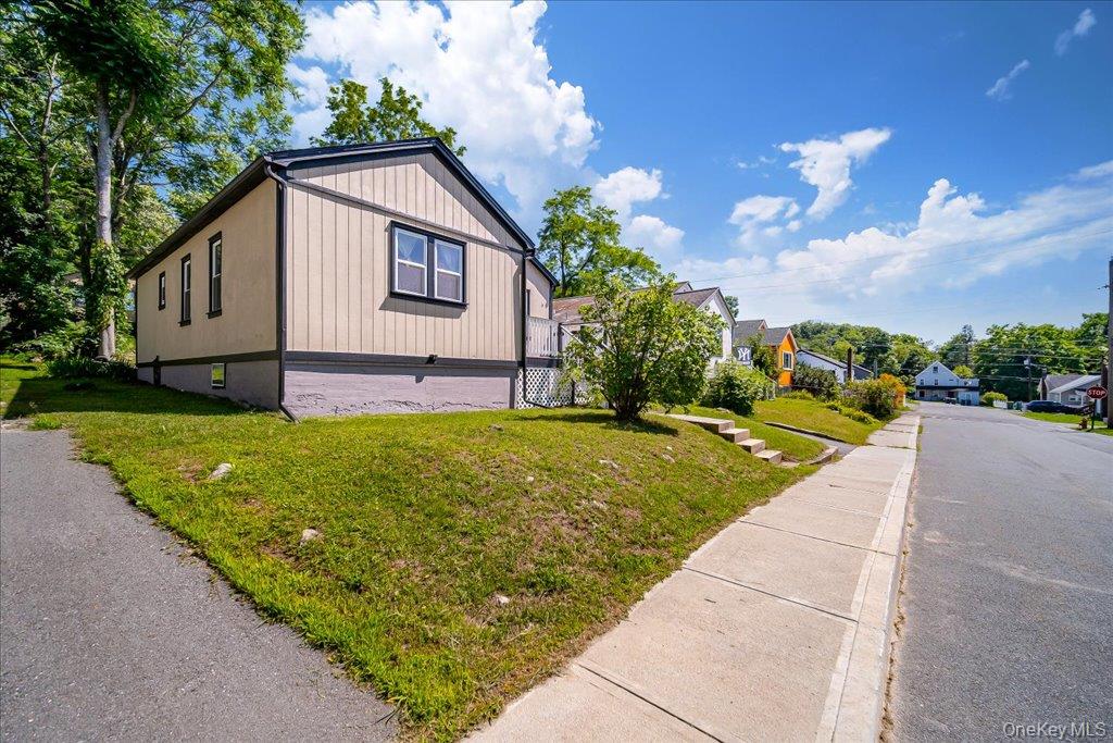 6 Hill Street Property Photo 3