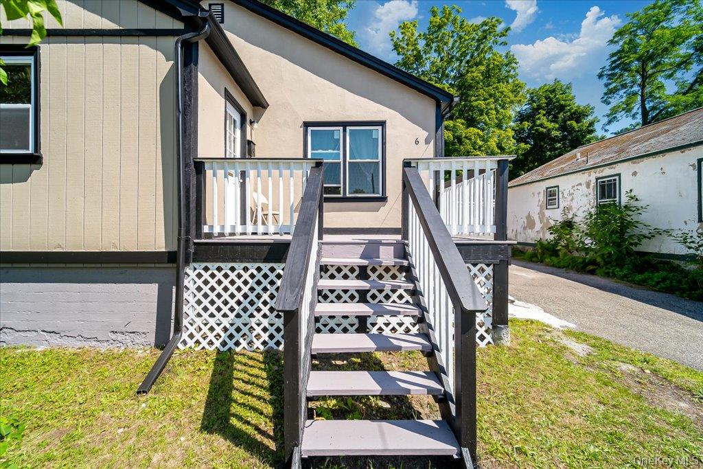 6 Hill Street Property Photo 4