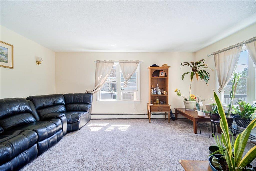 6 Hill Street Property Photo 10