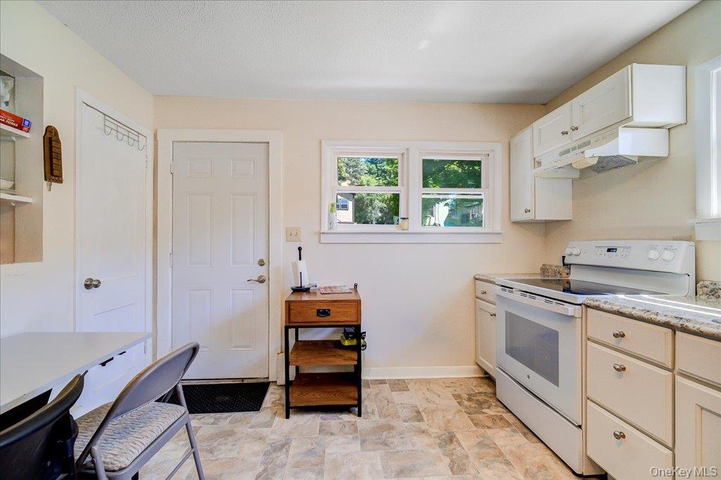 6 Hill Street Property Photo 14