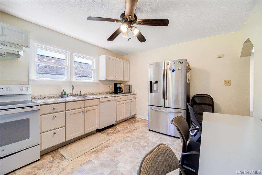 6 Hill Street Property Photo 15