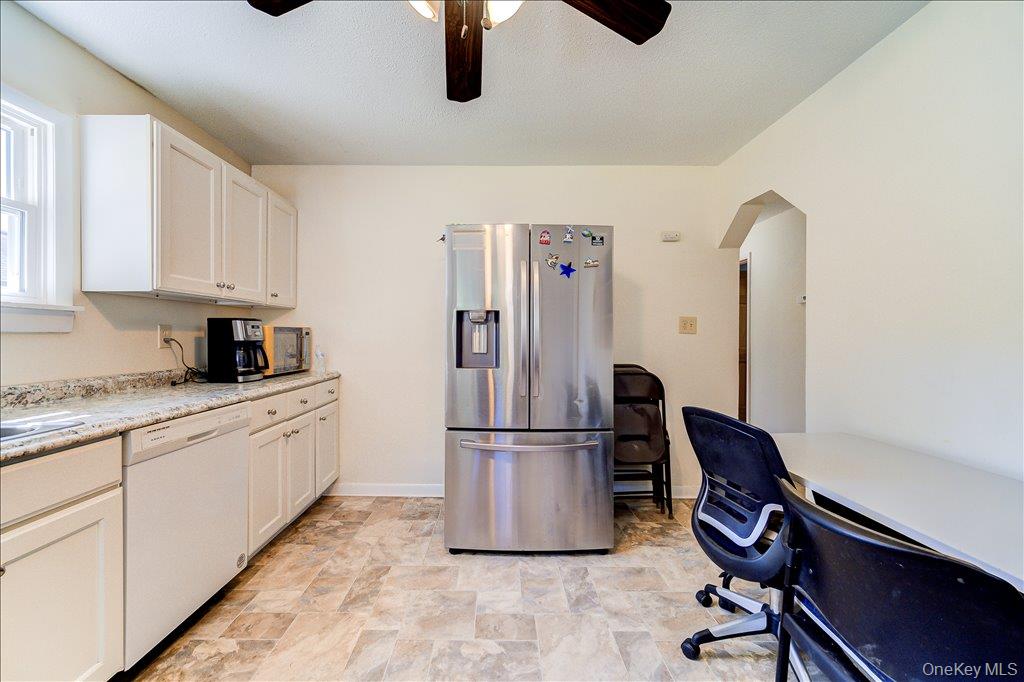 6 Hill Street Property Photo 17