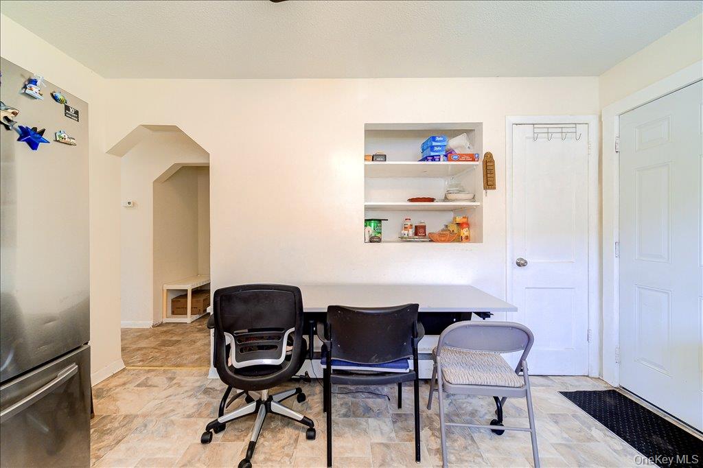 6 Hill Street Property Photo 18
