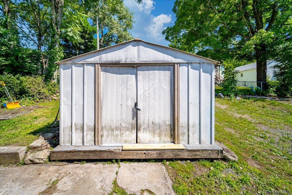 6 Hill Street Property Photo 37
