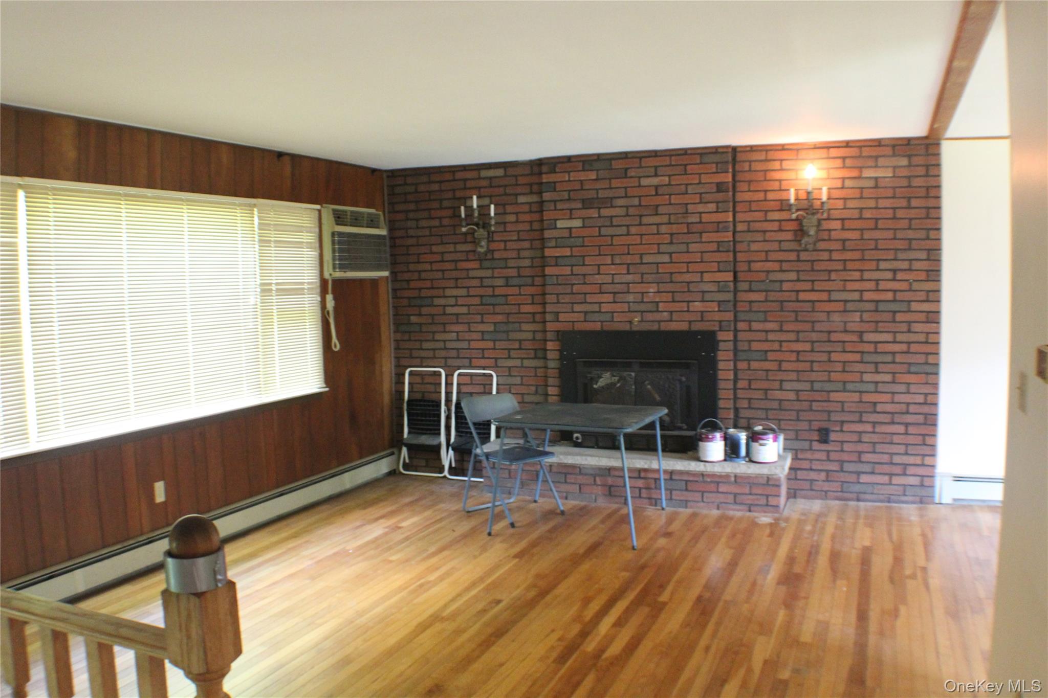 357 W Dover Road Property Photo 6