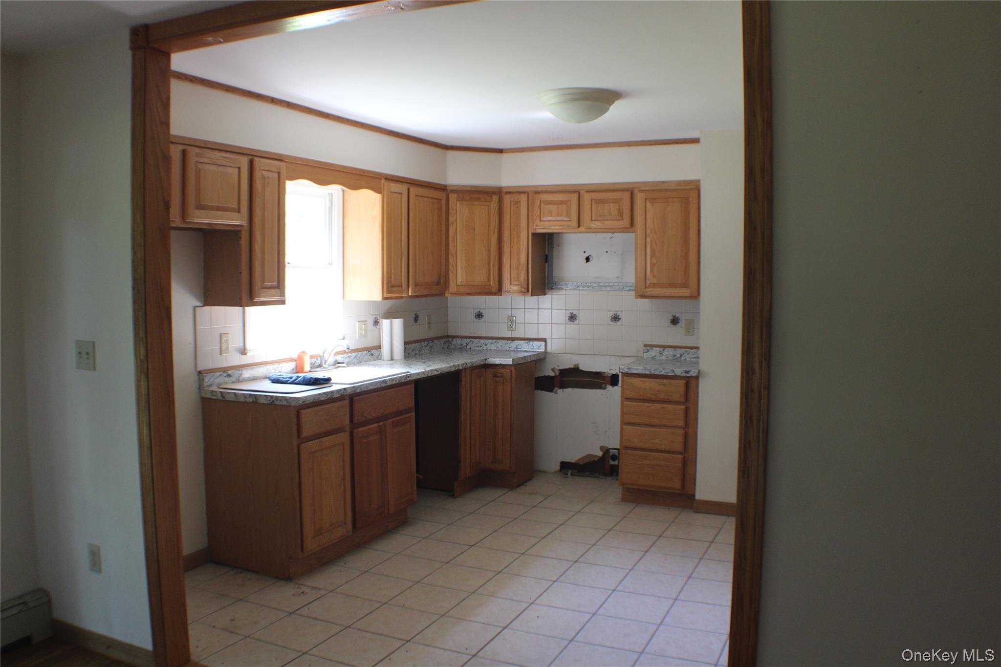 357 W Dover Road Property Photo 8