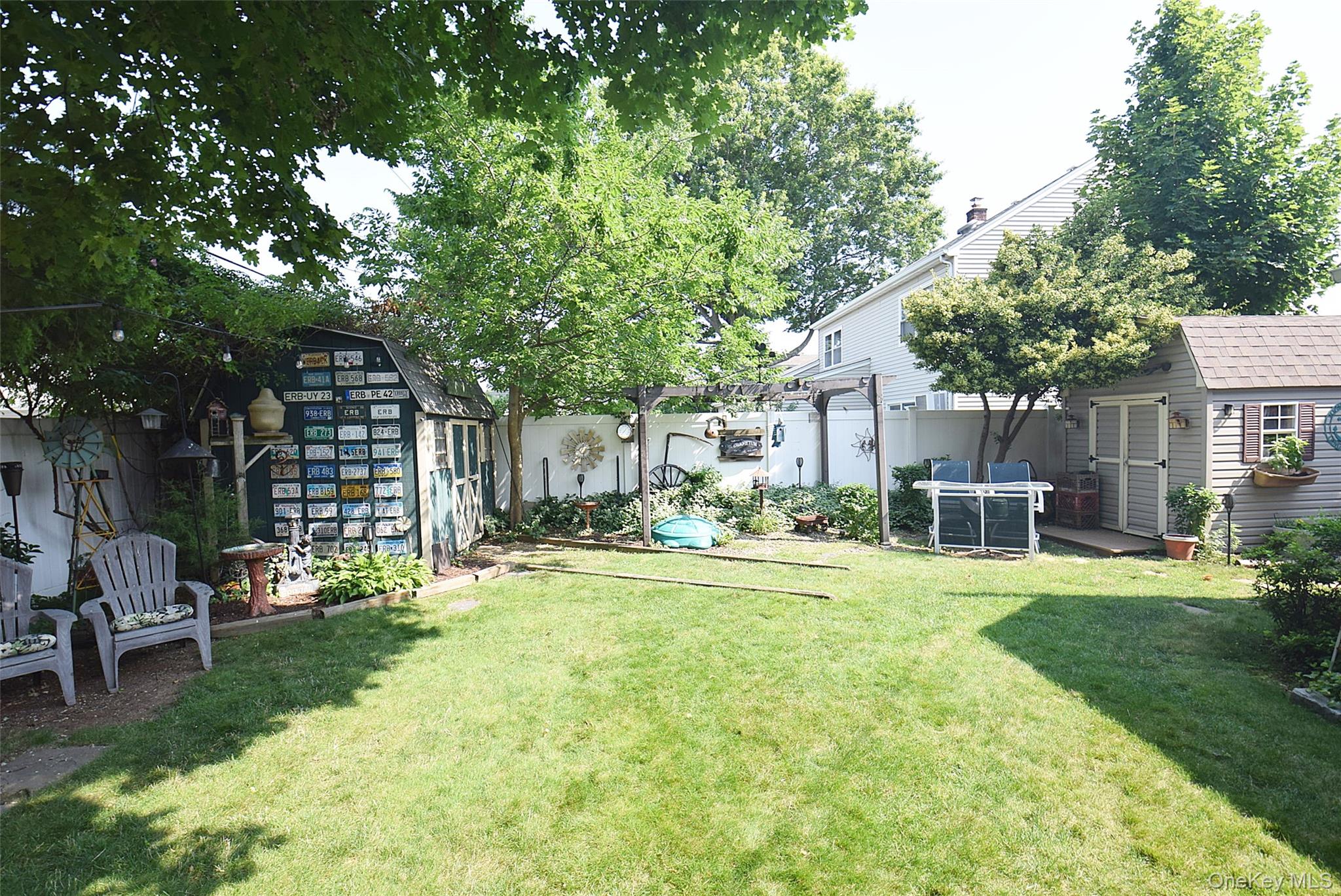 48 Barnyard Lane Property Photo 18