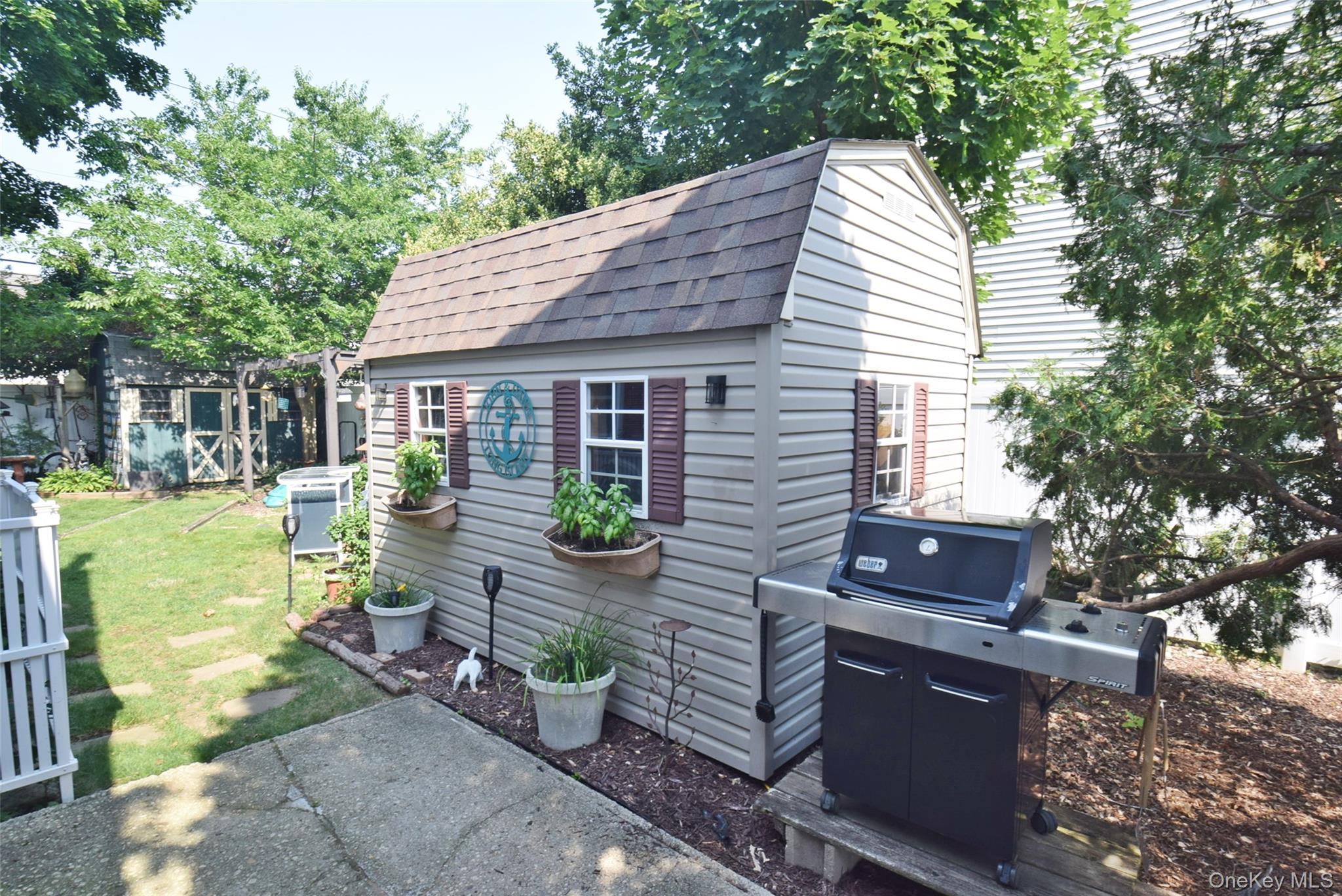 48 Barnyard Lane Property Photo 19