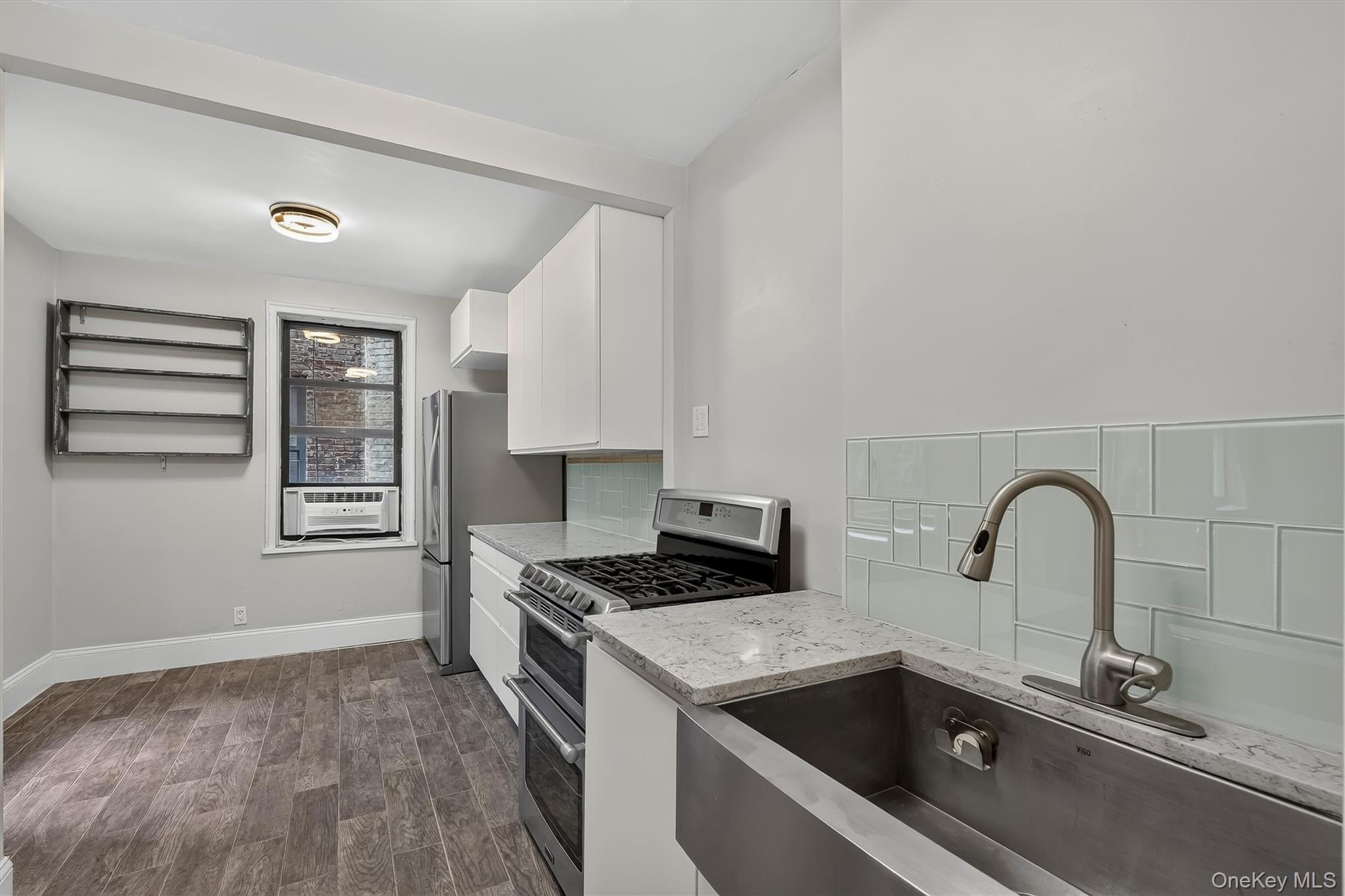 860 Grand Concourse 2n Property Photo 7