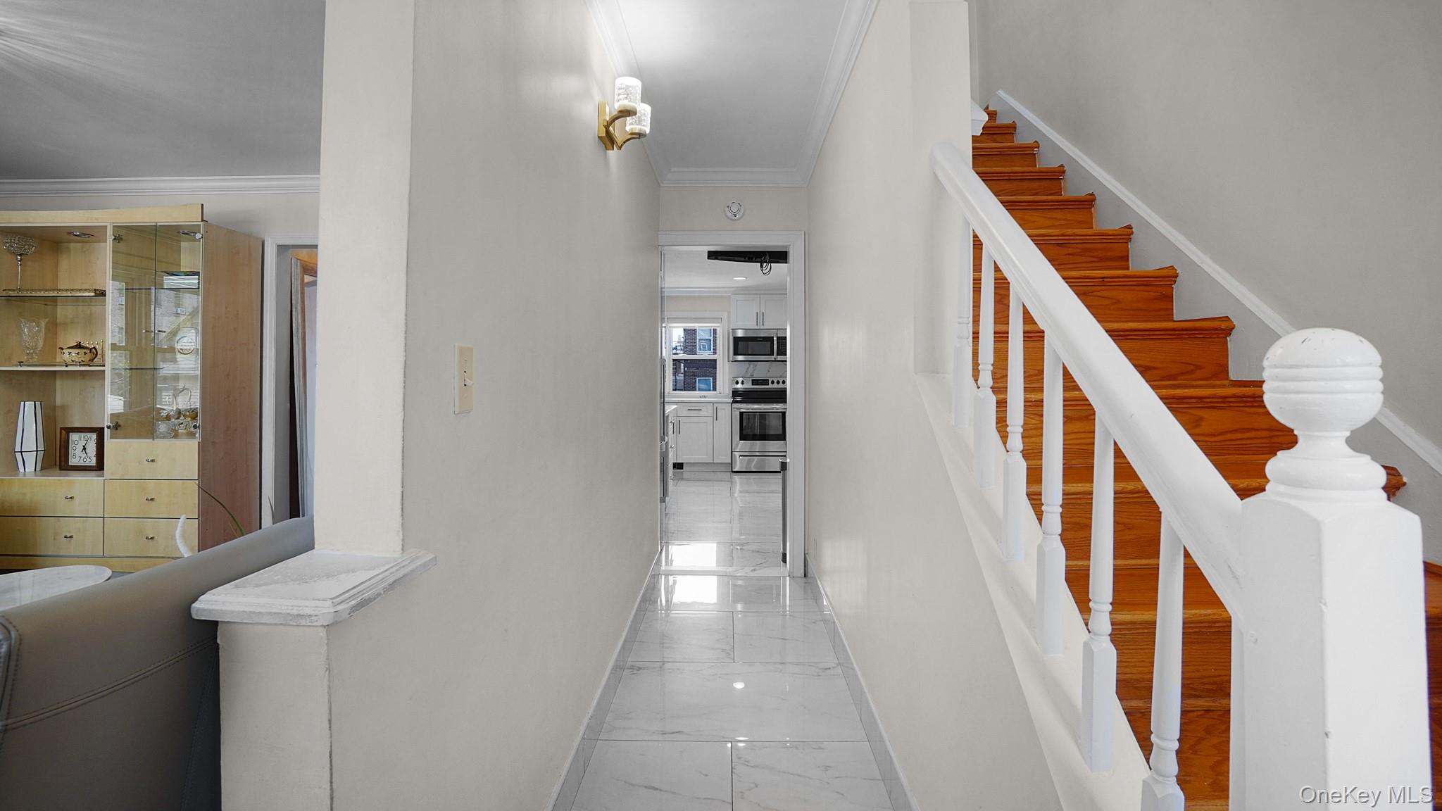 18 Edgewood Avenue Property Photo 6