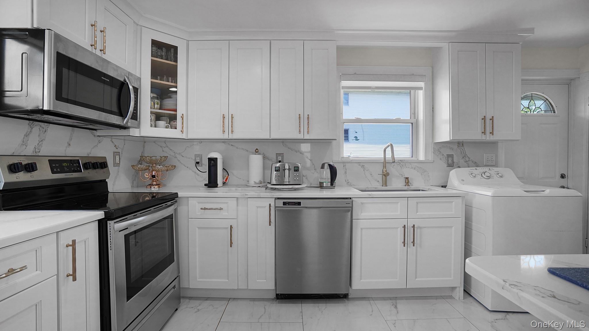 18 Edgewood Avenue Property Photo 11