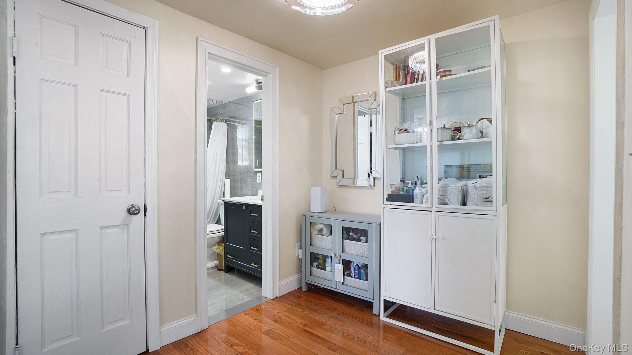 18 Edgewood Avenue Property Photo 12