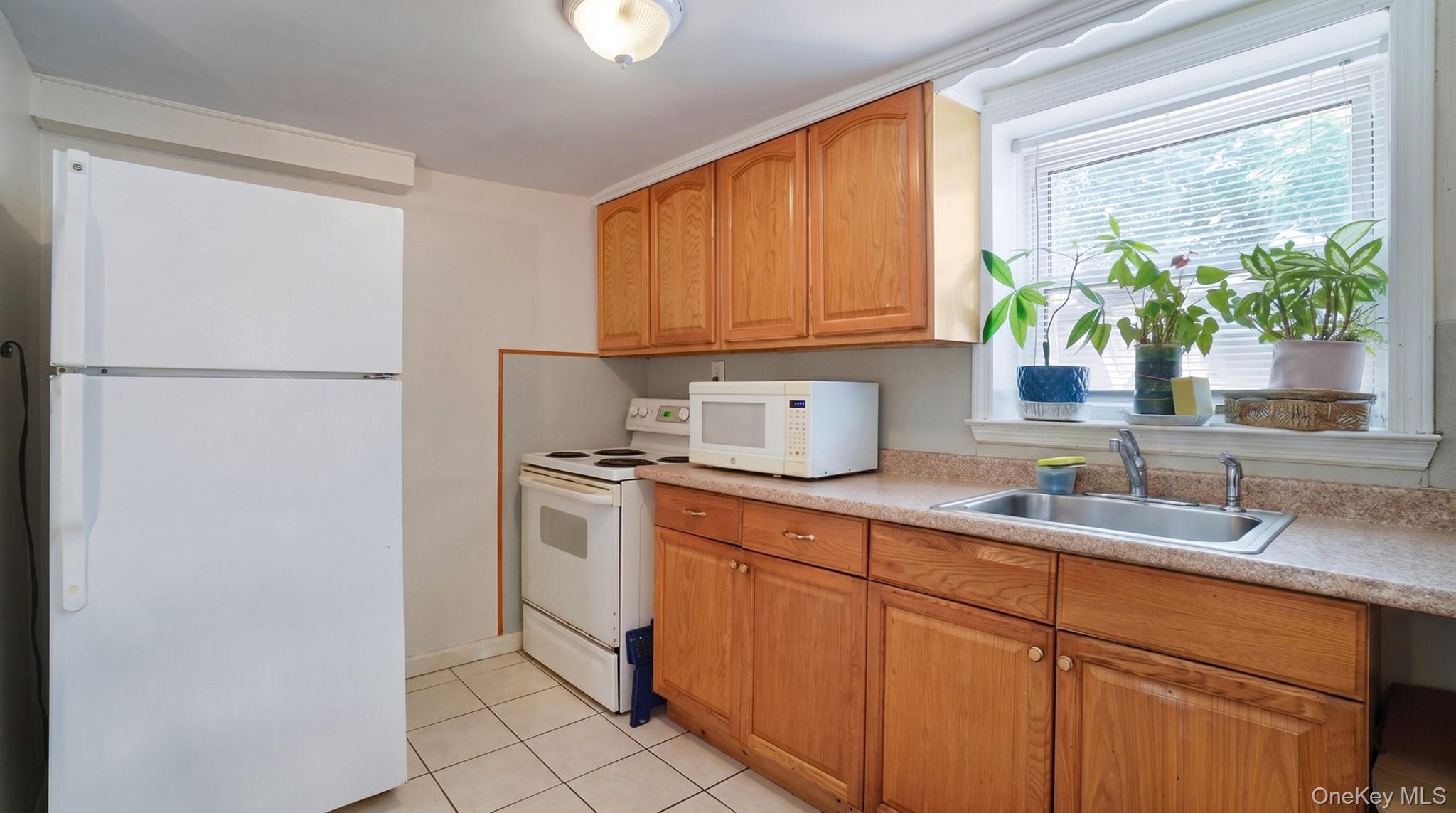 18 Edgewood Avenue Property Photo 21