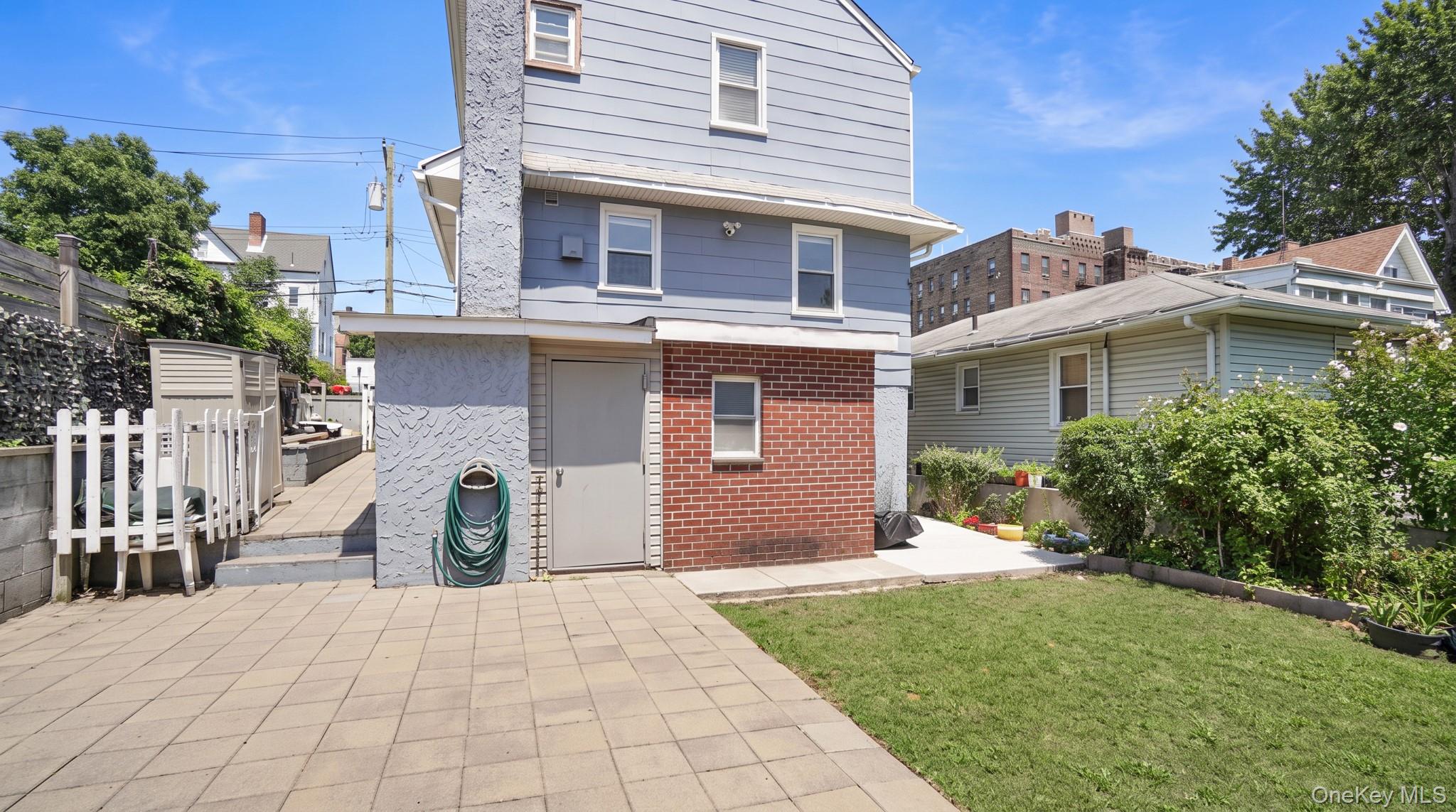 18 Edgewood Avenue Property Photo 26
