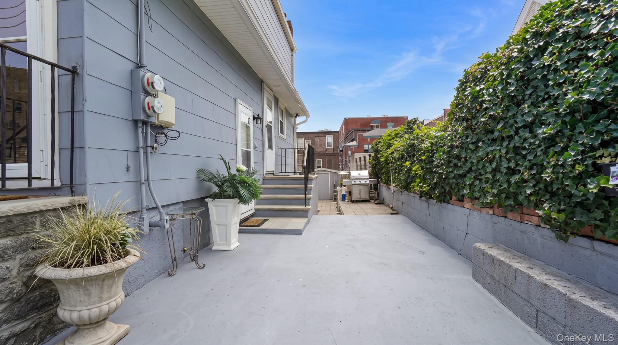18 Edgewood Avenue Property Photo 27