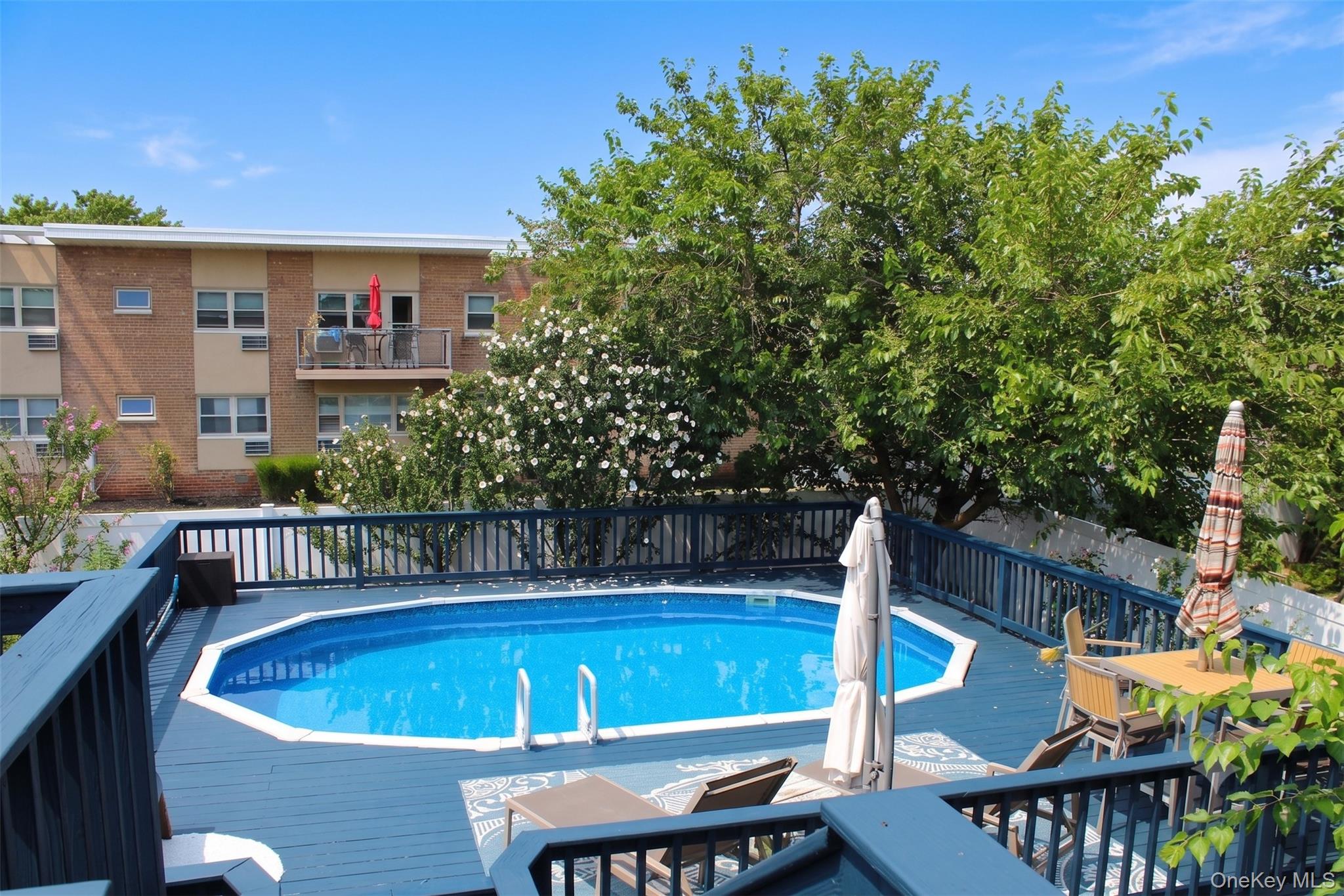 3186 Ocean Harbor Drive Property Photo 6