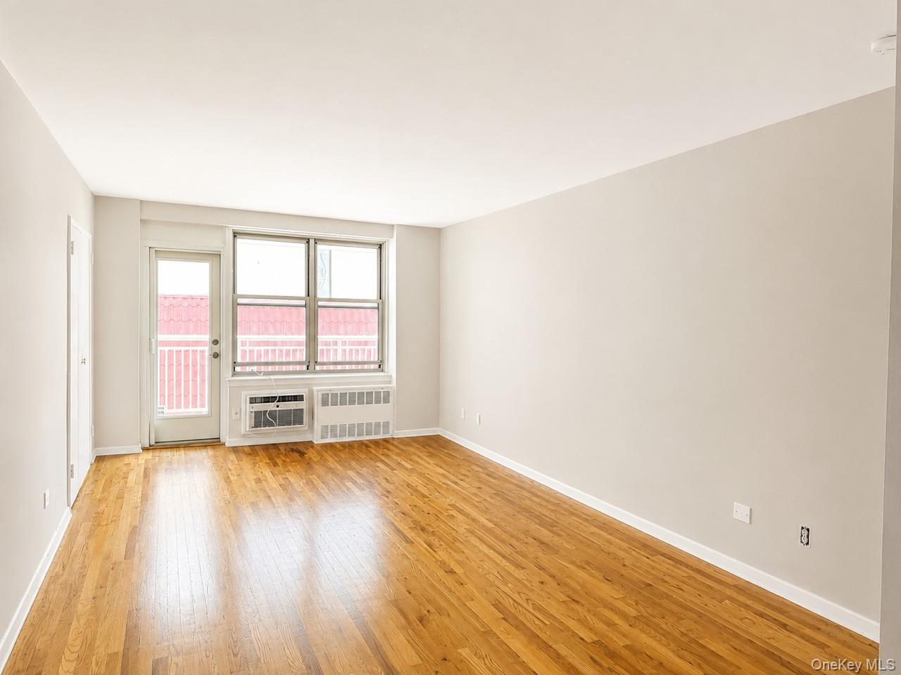 410 E Broadway 4t Property Photo 5