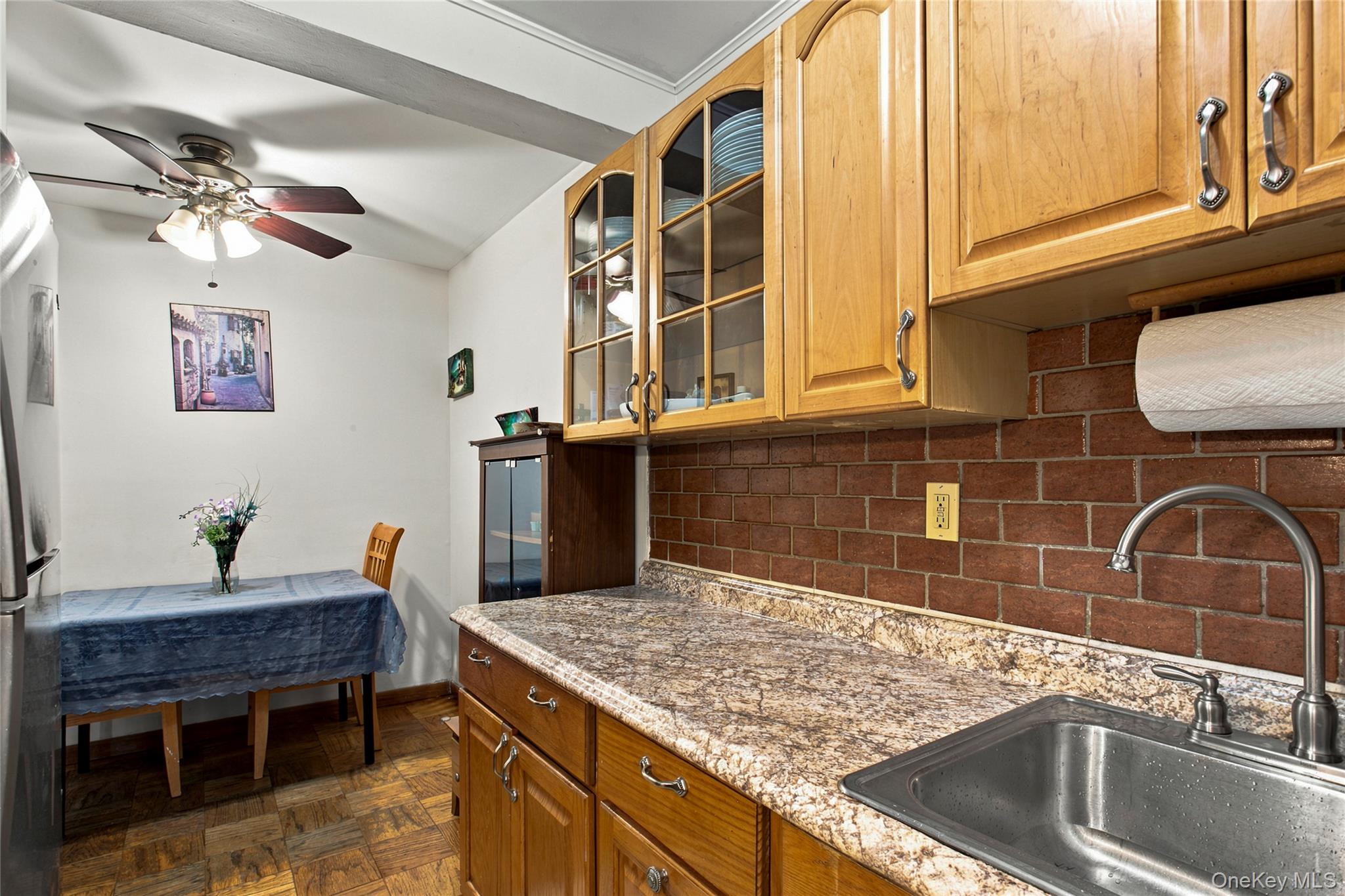77 Carpenter Avenue 3b Property Photo 9