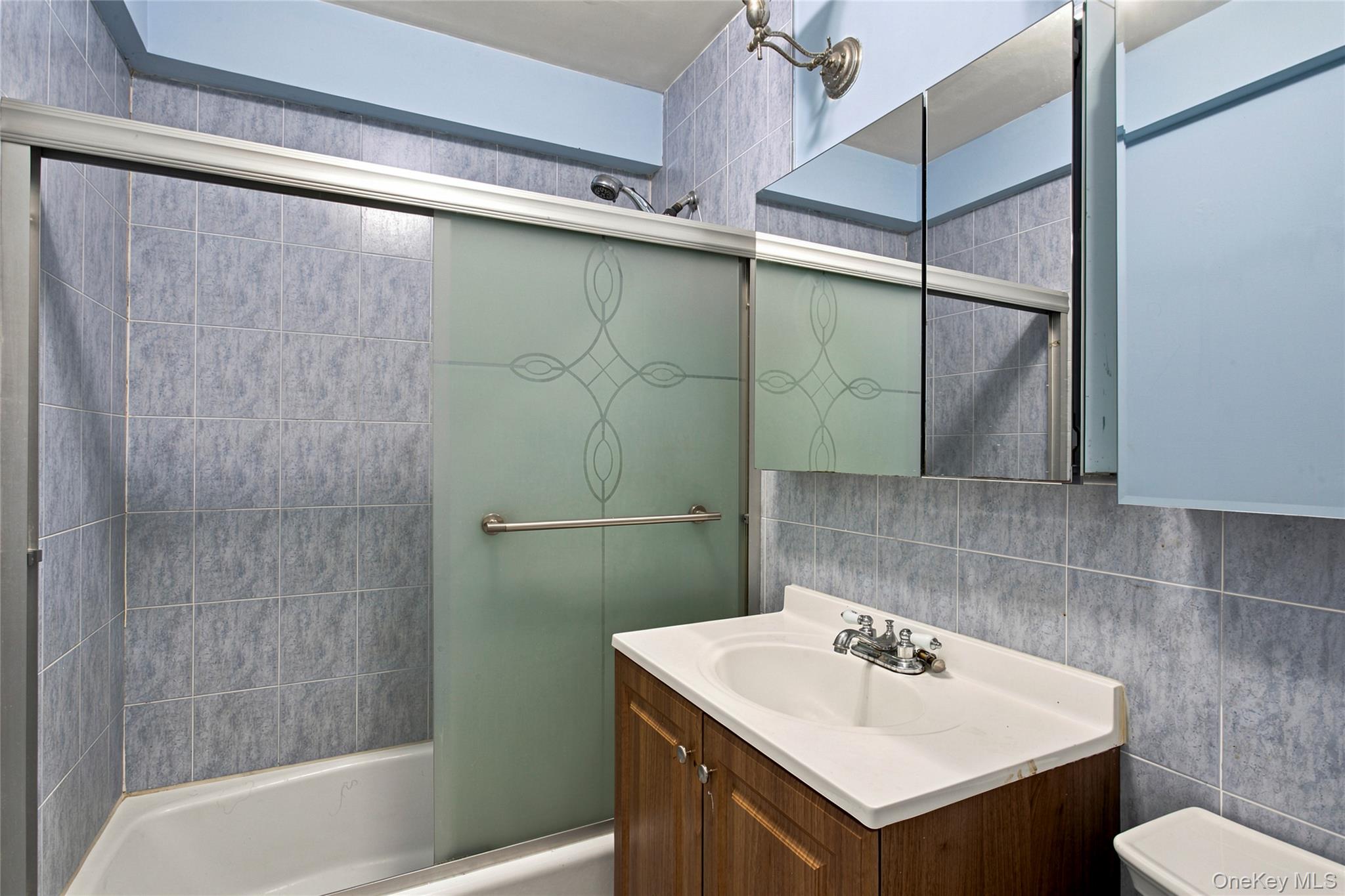 77 Carpenter Avenue 3b Property Photo 18