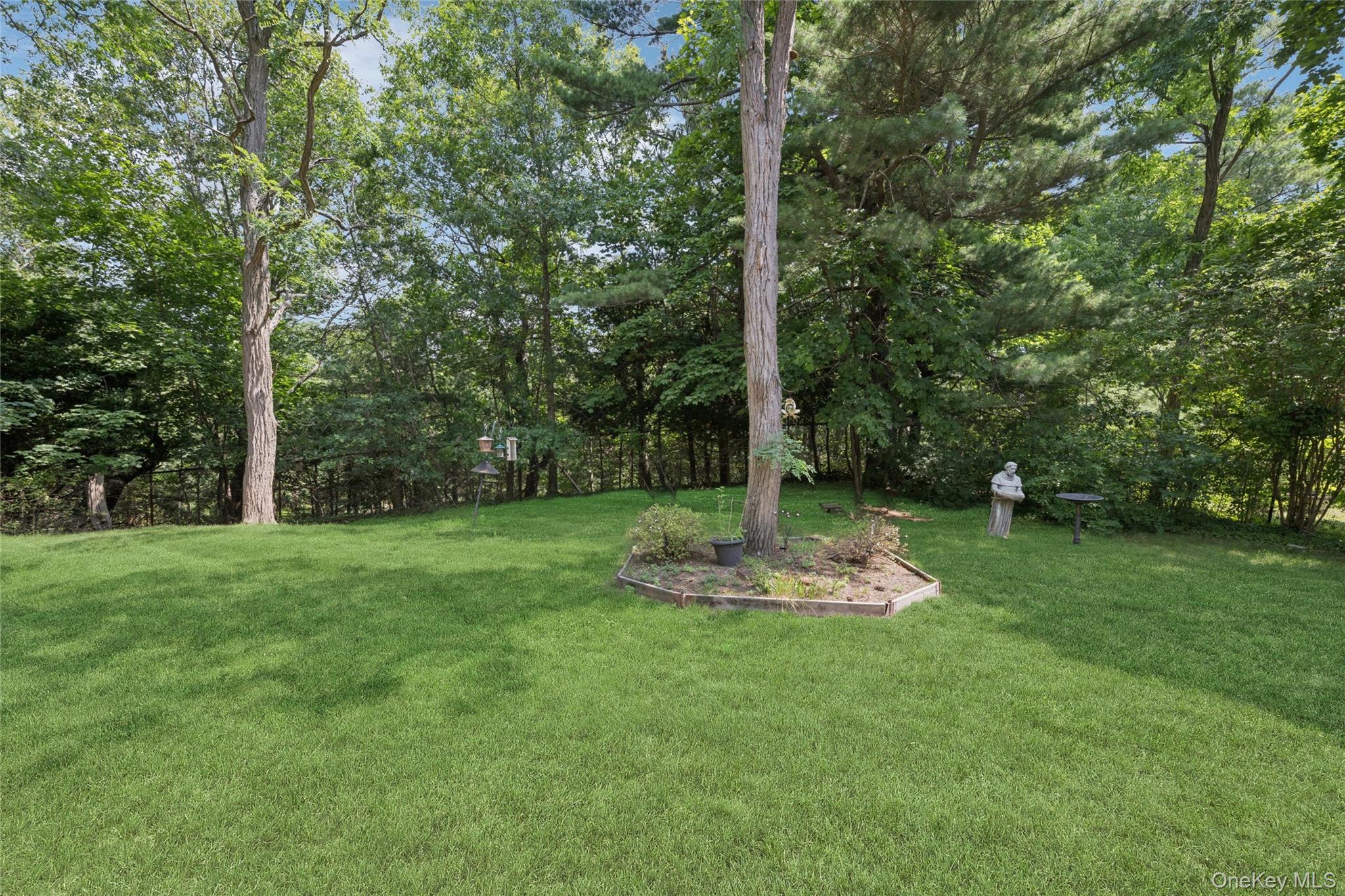 49 Old Town Lane Property Photo 5