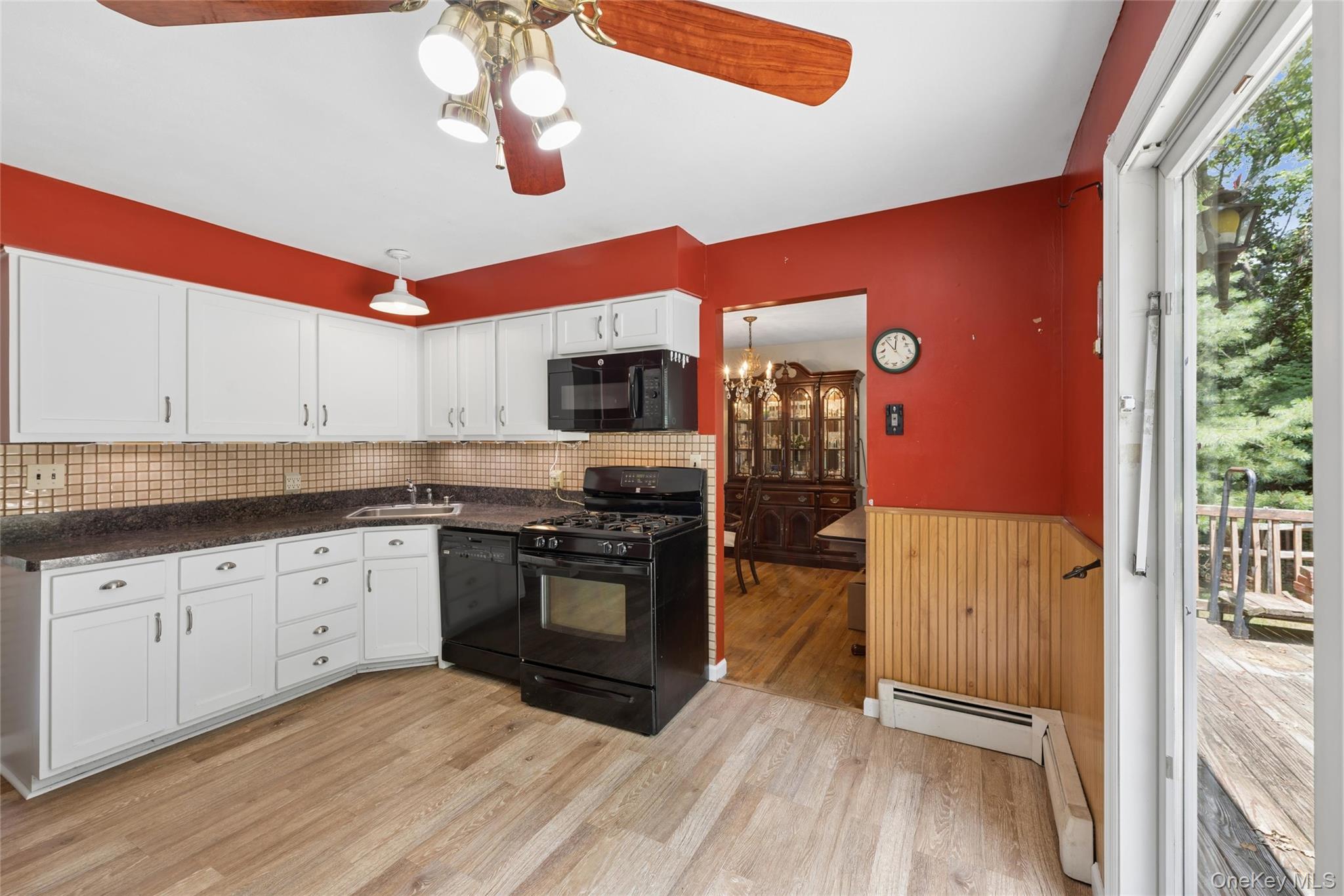 49 Old Town Lane Property Photo 13