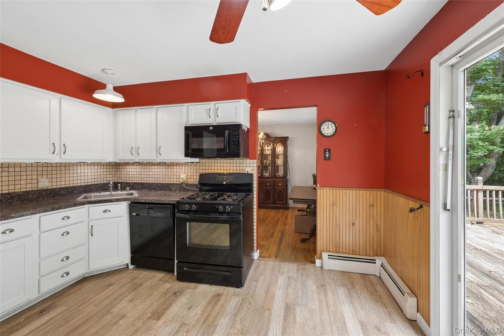 49 Old Town Lane Property Photo 15