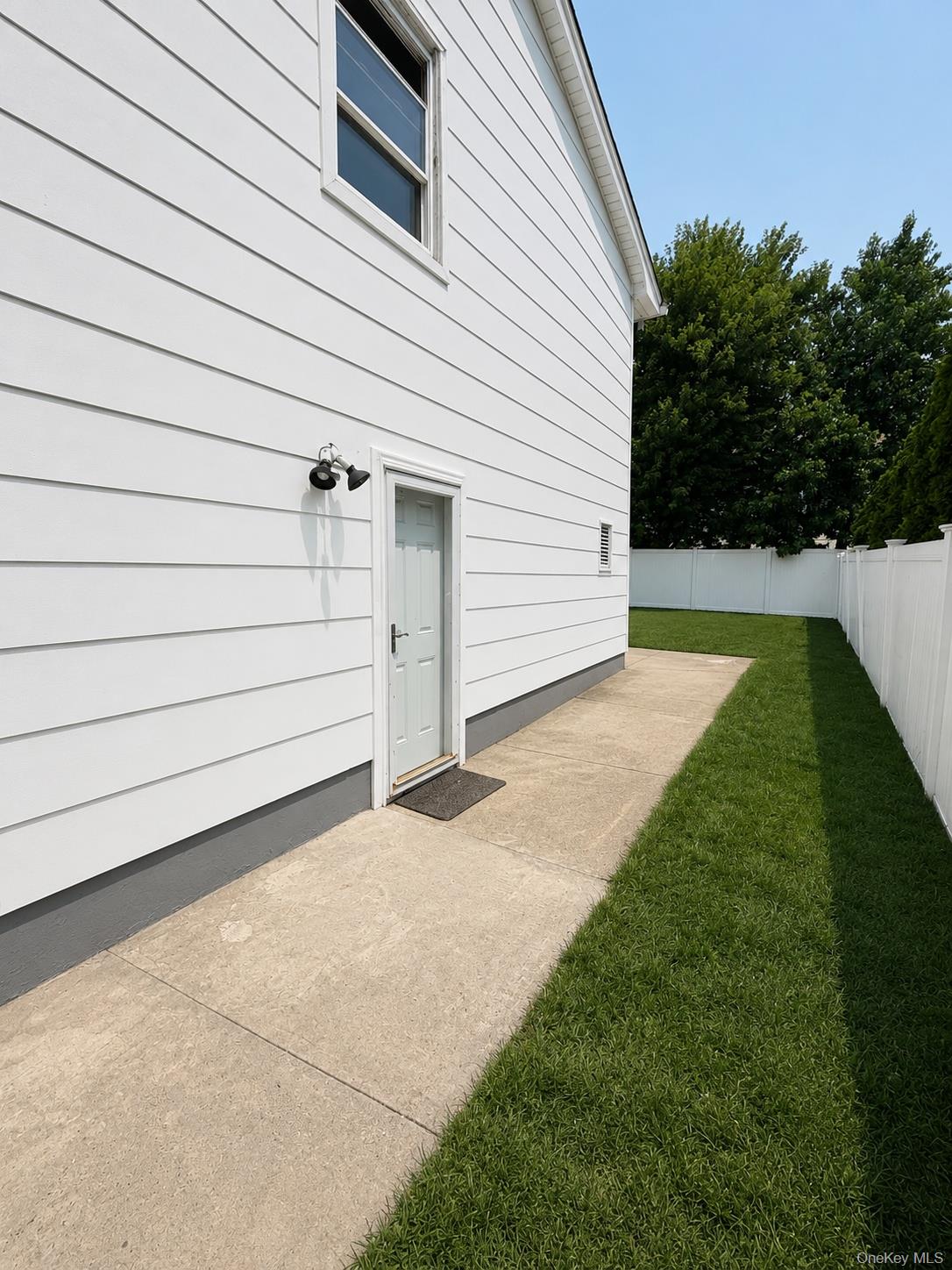 272 Davenport Property Photo 2