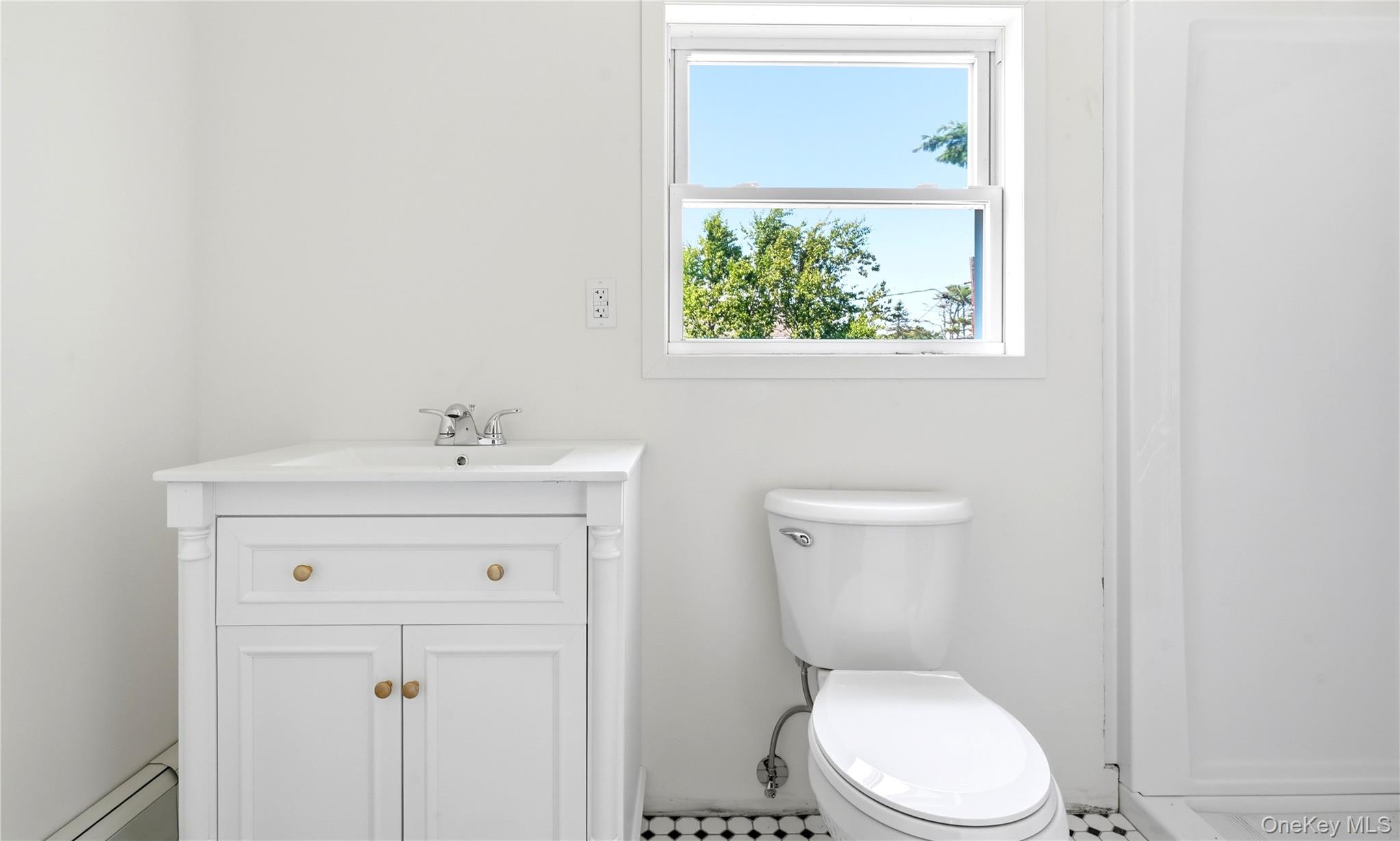 100 Elm Street Property Photo 26