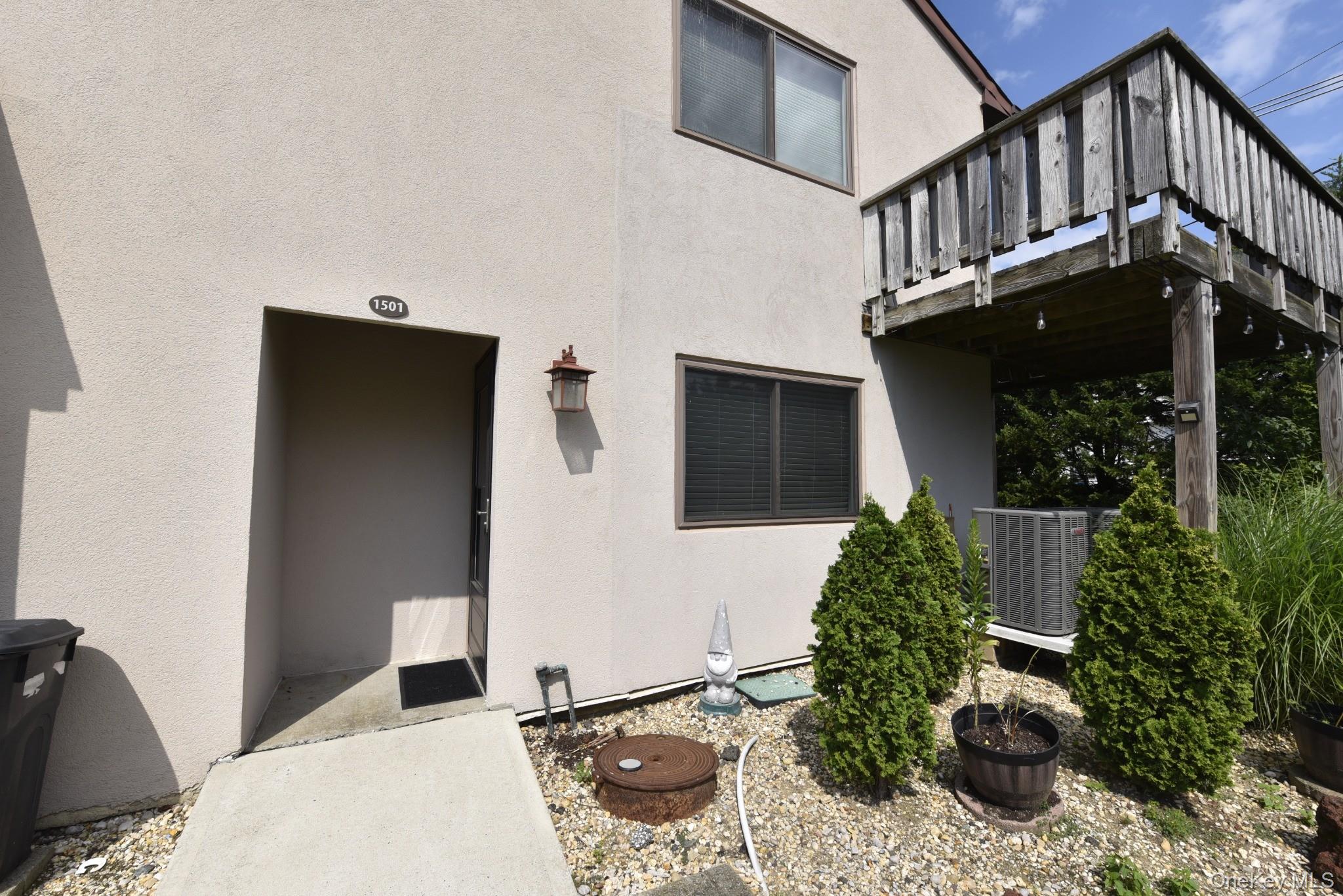 1 Anchorage Way 1501 Property Photo 2