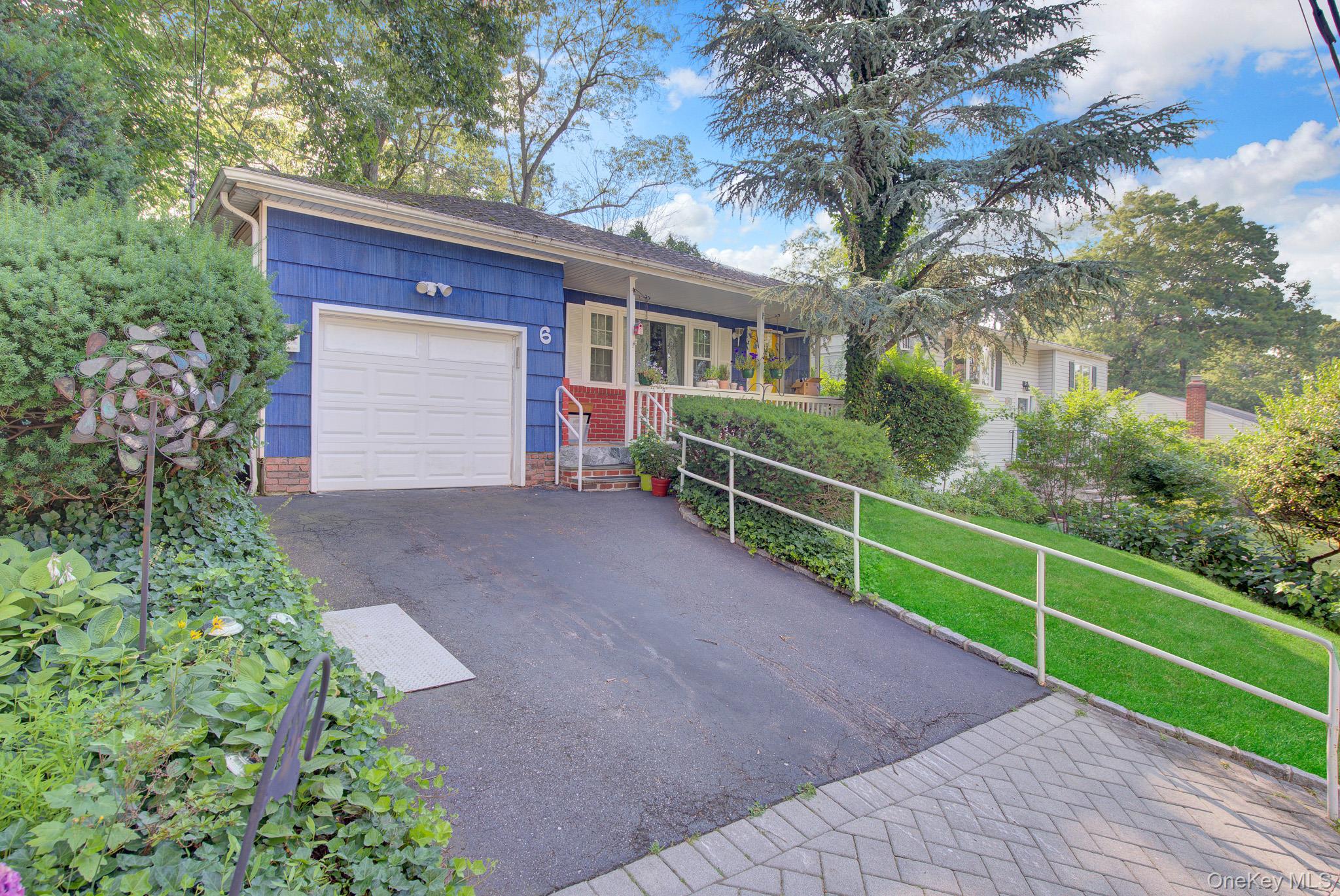 6 Hilton Court Property Photo 2