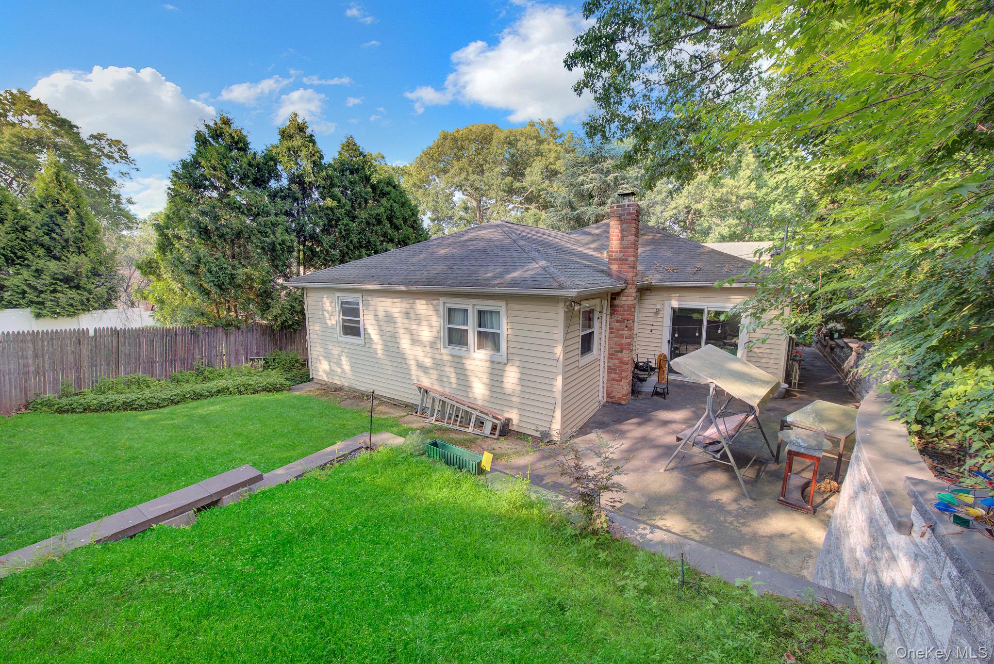 6 Hilton Court Property Photo 23