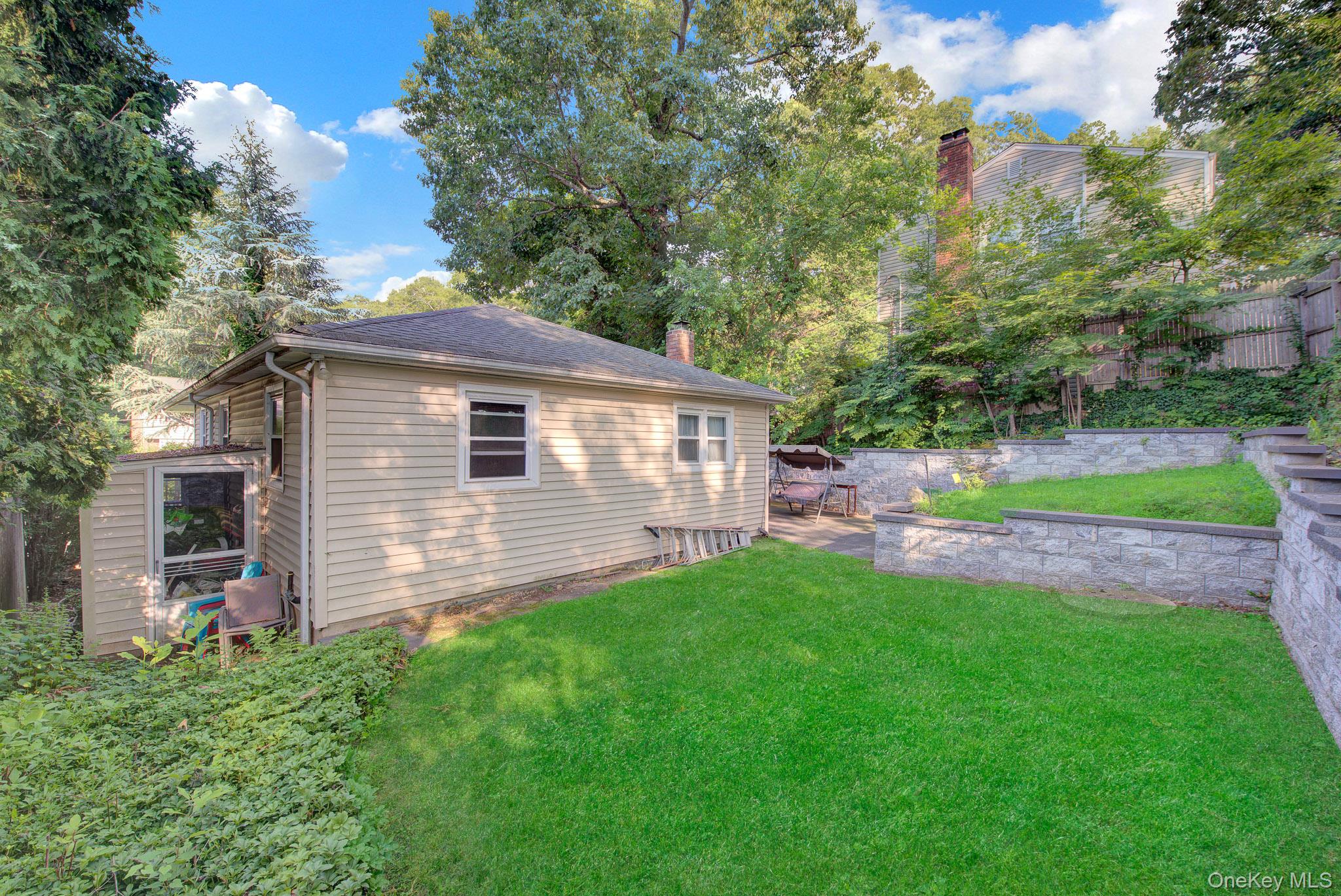 6 Hilton Court Property Photo 24