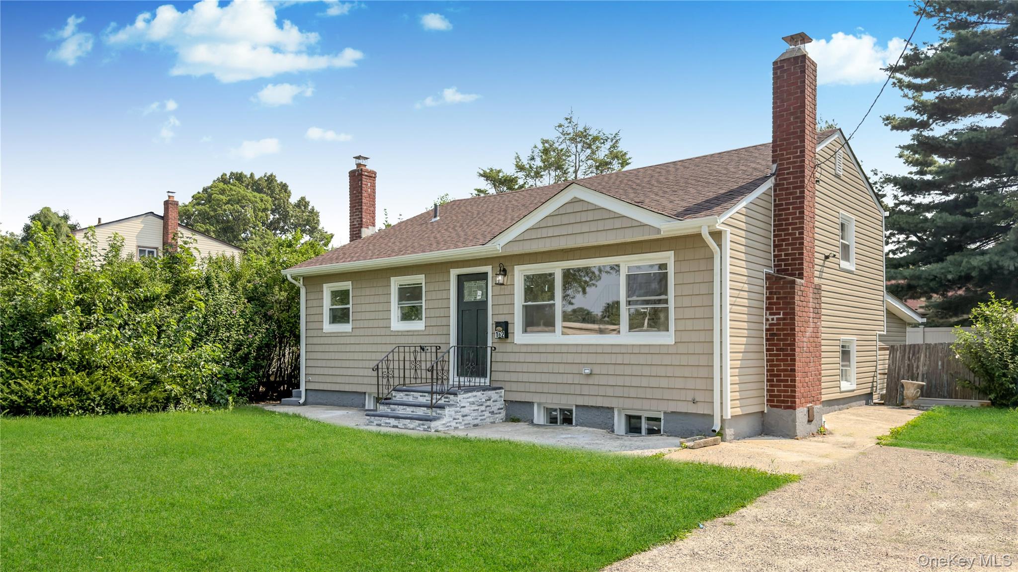 162 State Street Property Photo 1