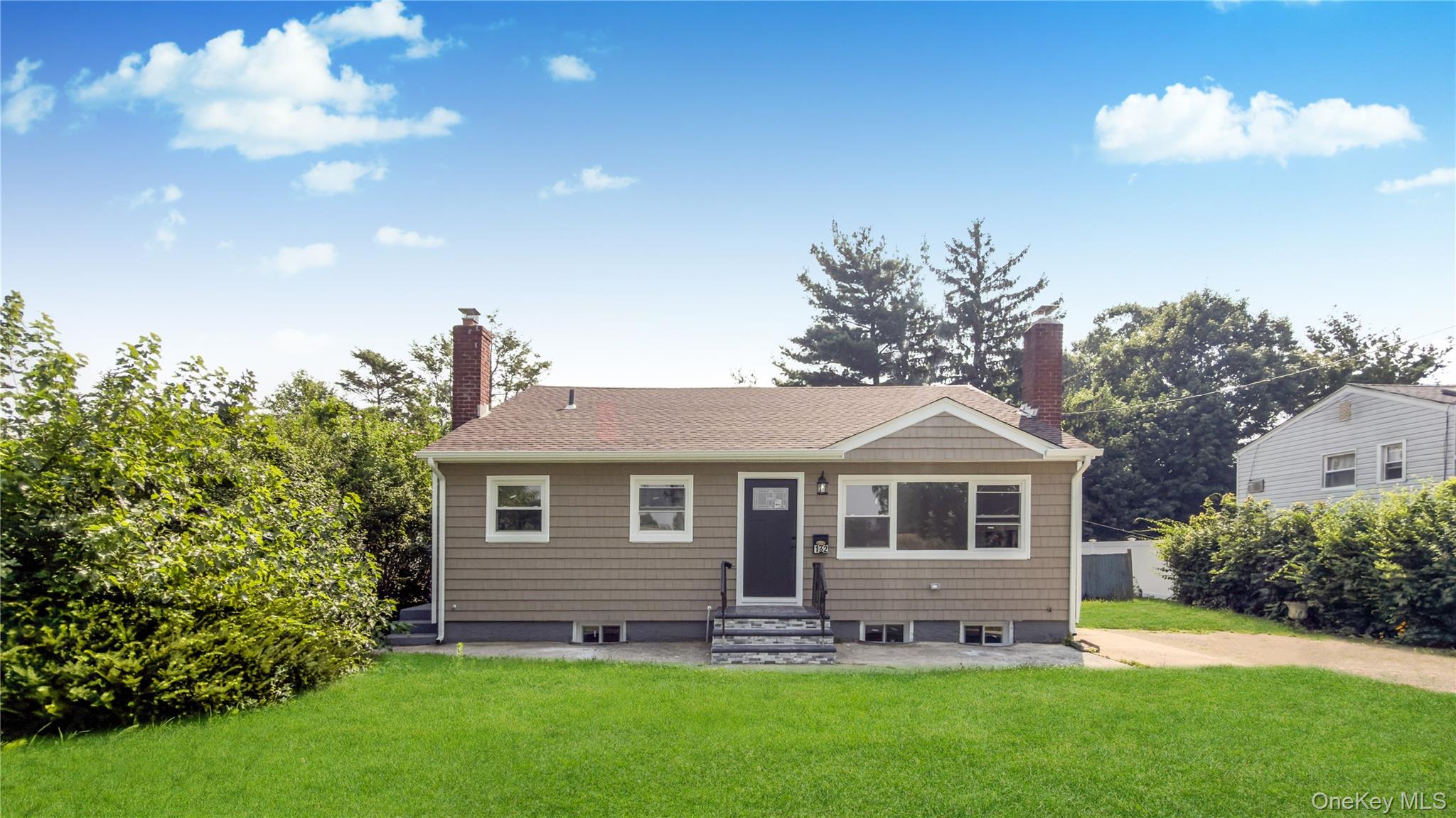 162 State Street Property Photo 5