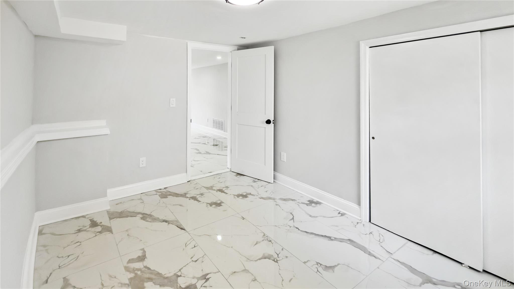162 State Street Property Photo 30