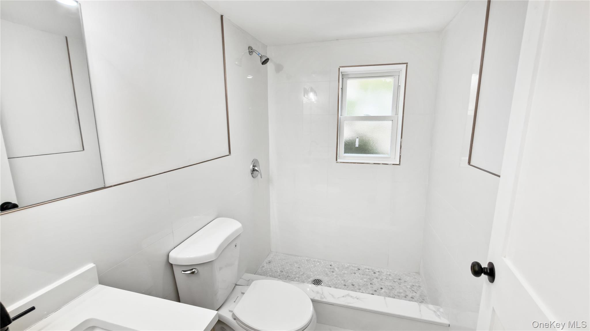 162 State Street Property Photo 34