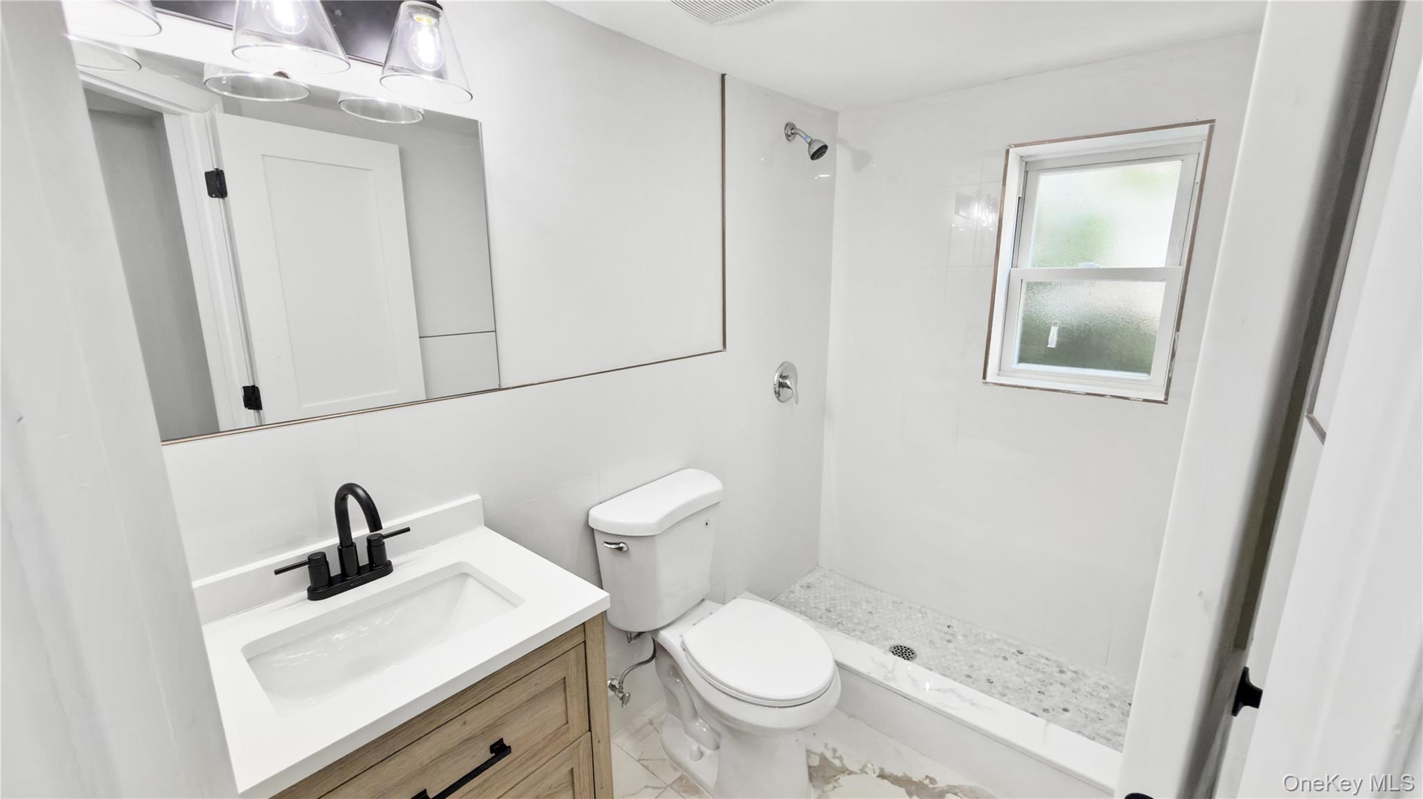 162 State Street Property Photo 35