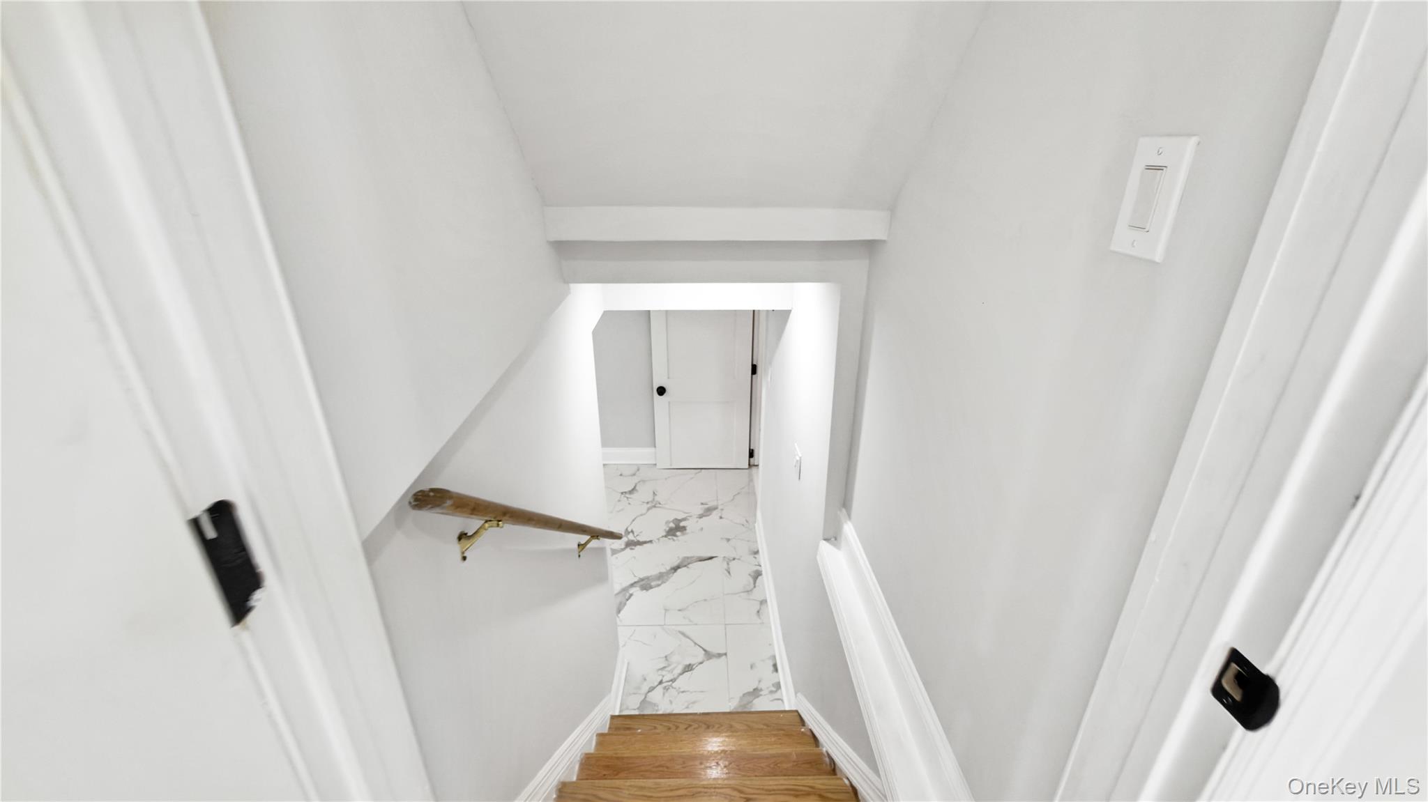 162 State Street Property Photo 36