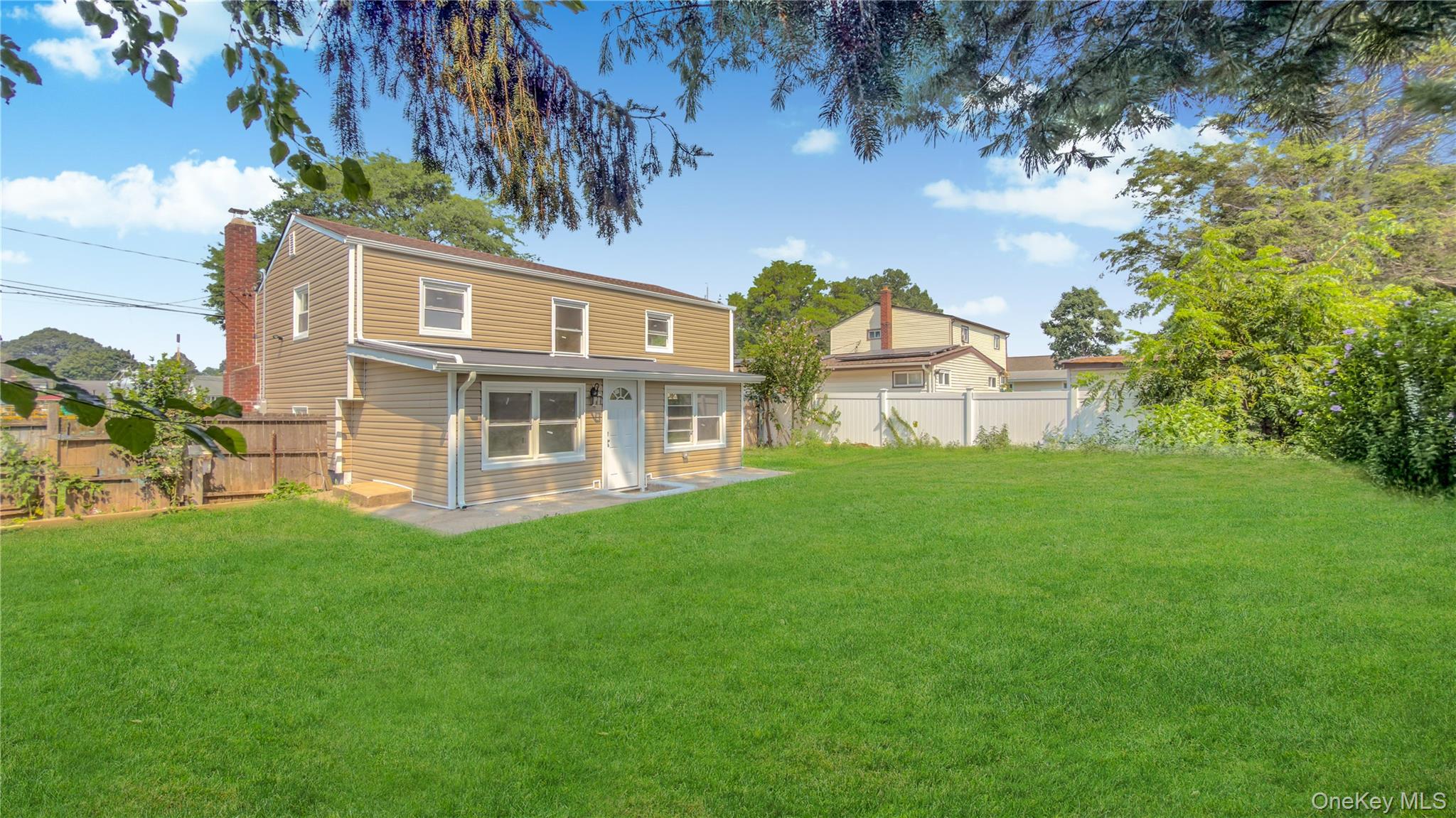162 State Street Property Photo 42