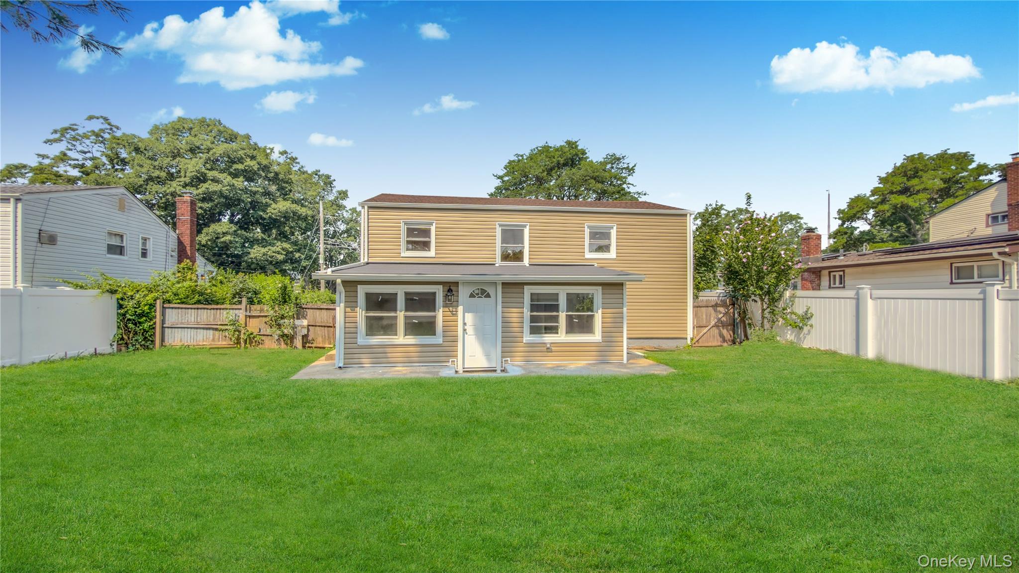 162 State Street Property Photo 43