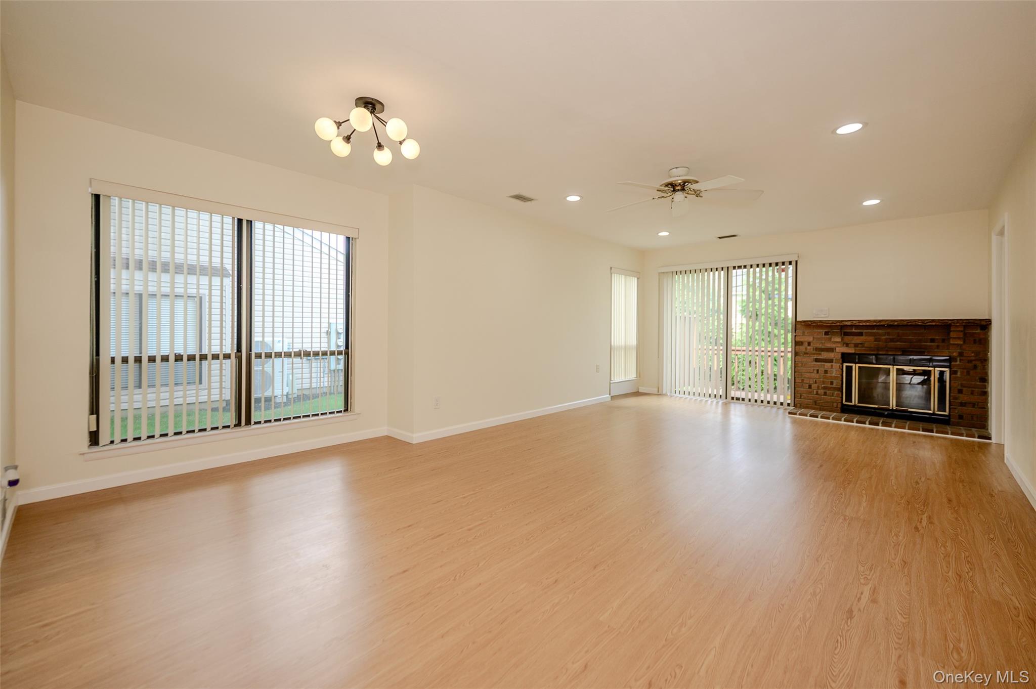 12 Stanford Court A Property Photo 6