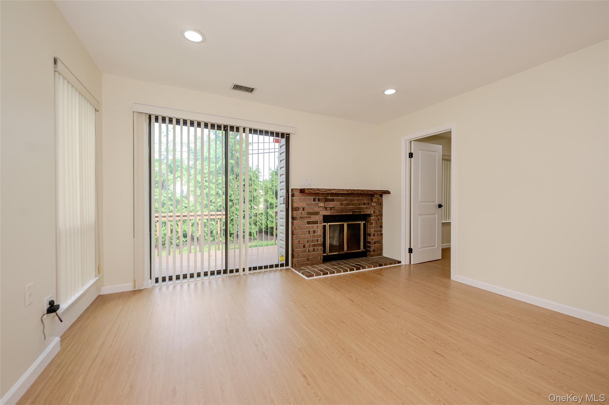 12 Stanford Court A Property Photo 8