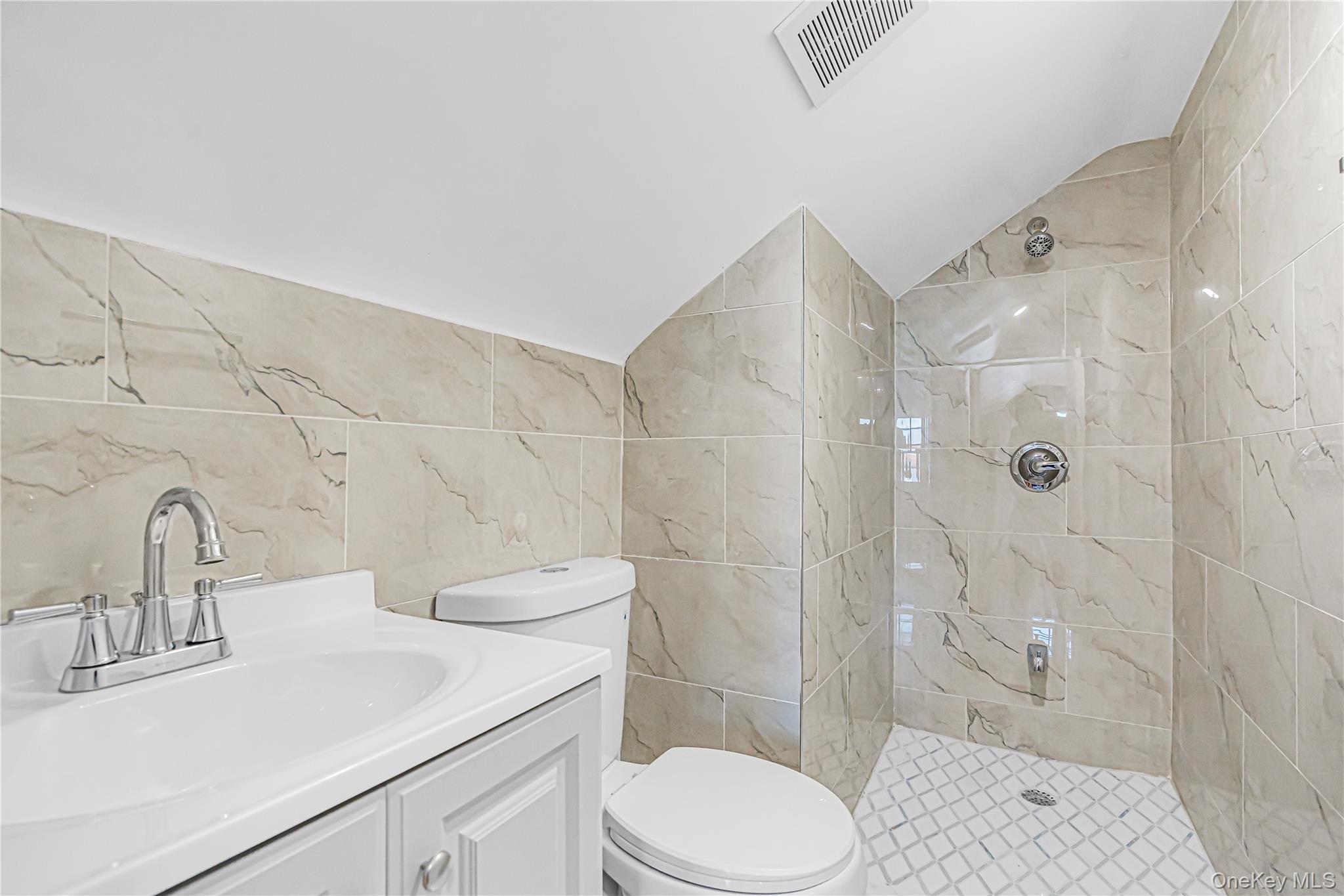 8747 216th Street Property Photo 21